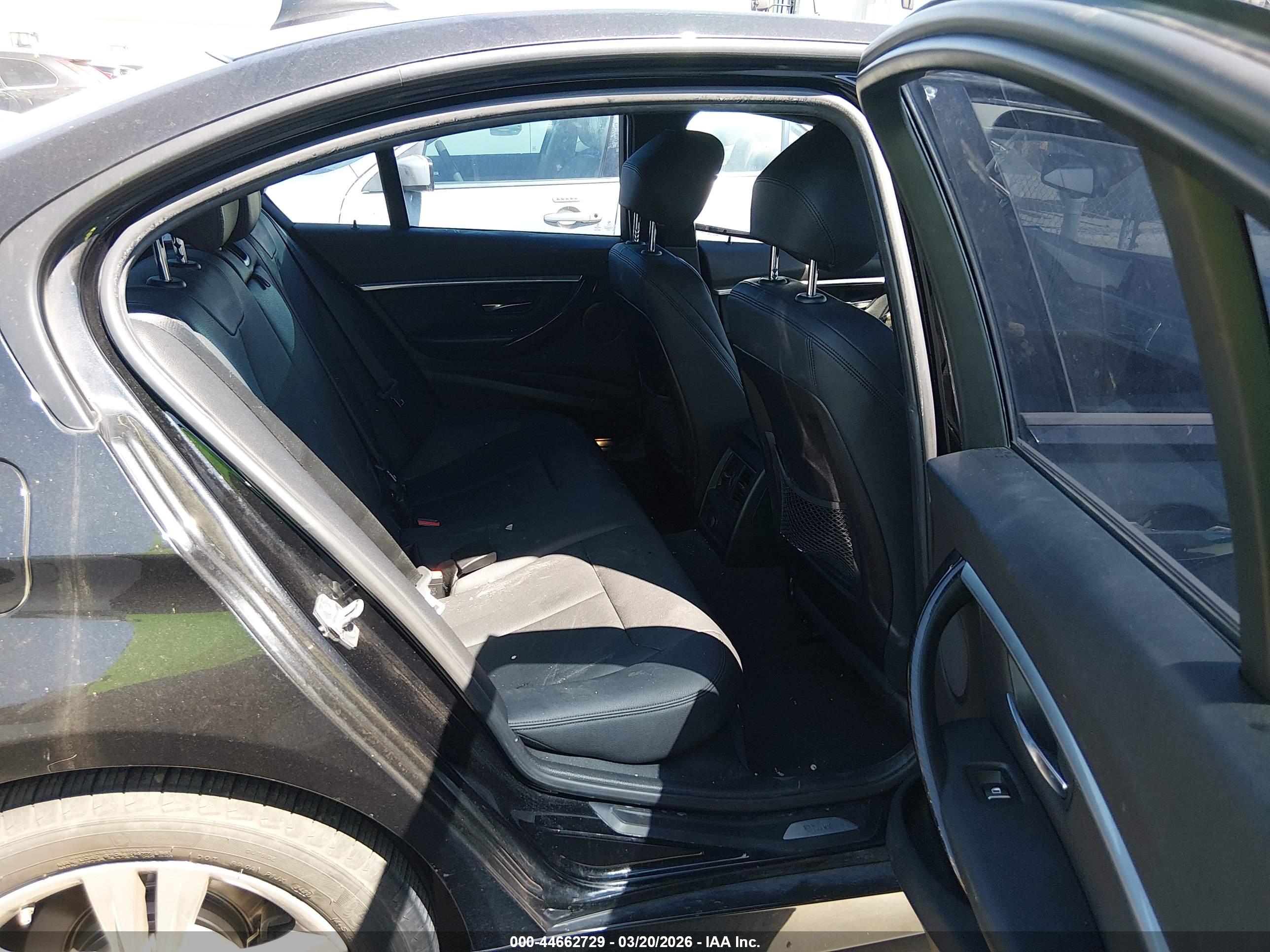 BMW 328I image 8