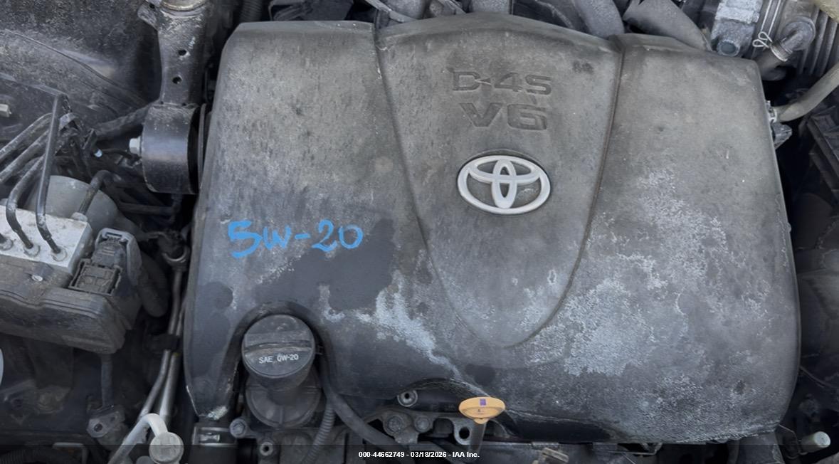 TOYOTA HIGHLANDER image 10