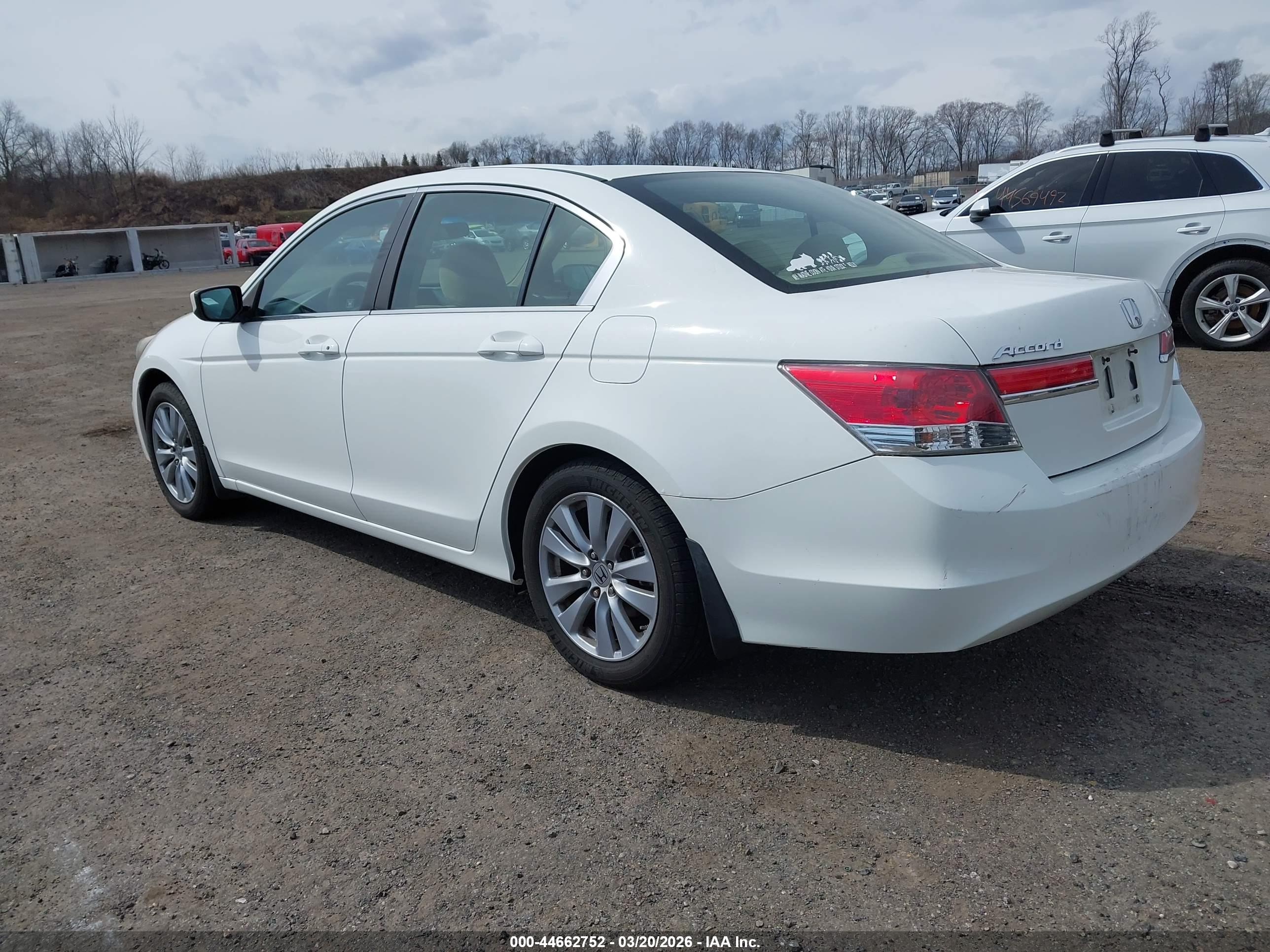 HONDA ACCORD image 3