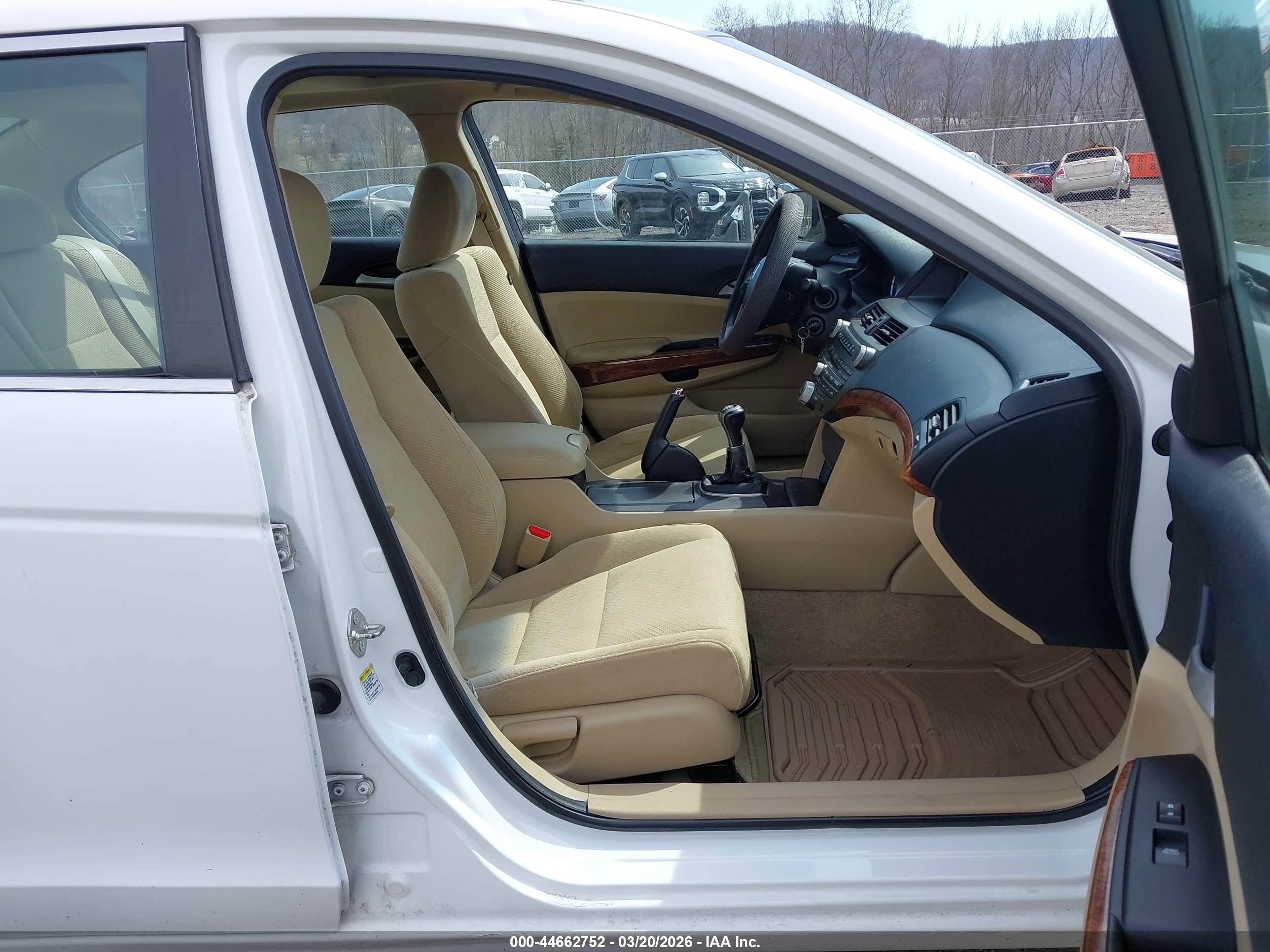 HONDA ACCORD image 5