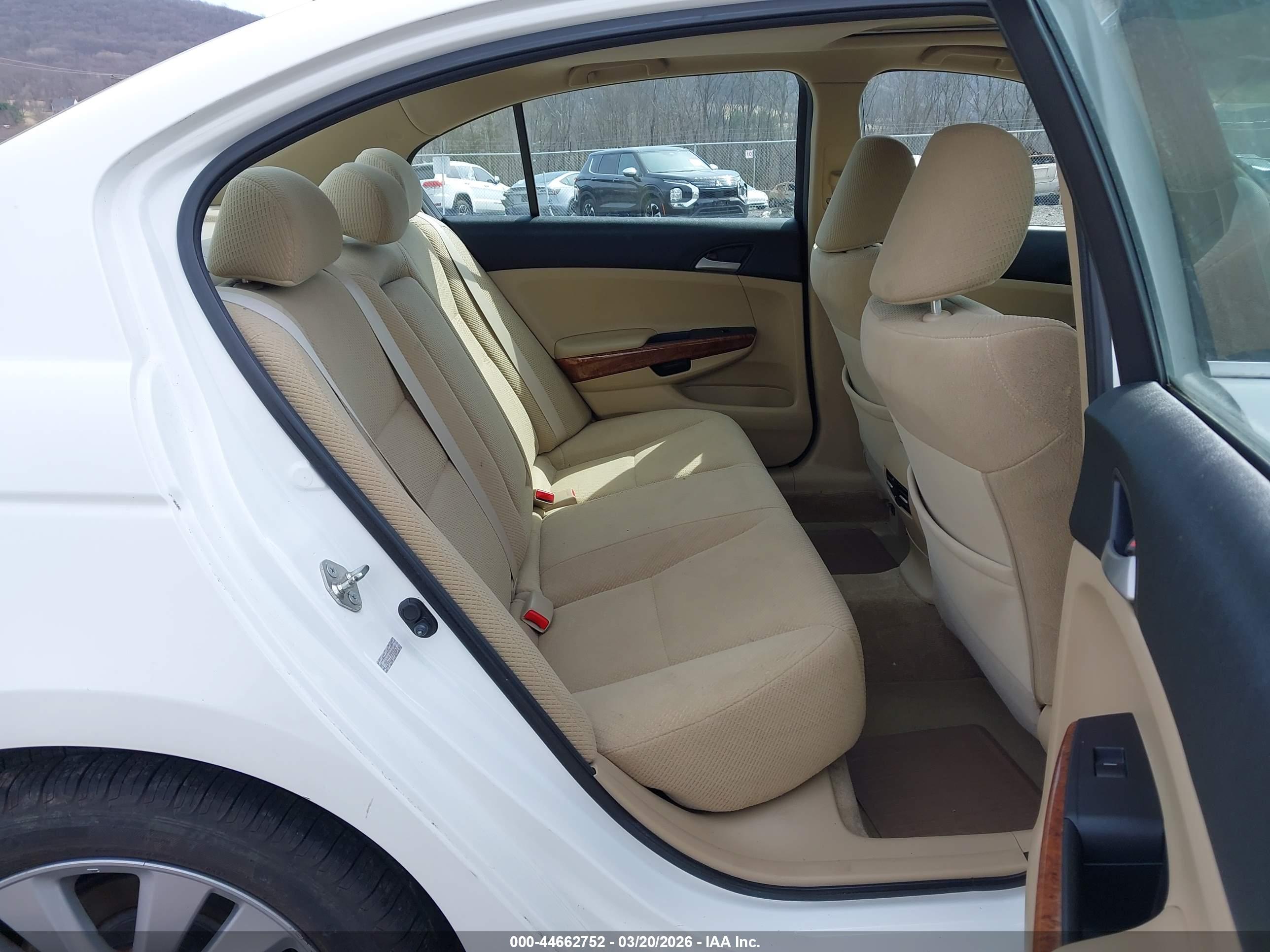 HONDA ACCORD image 8