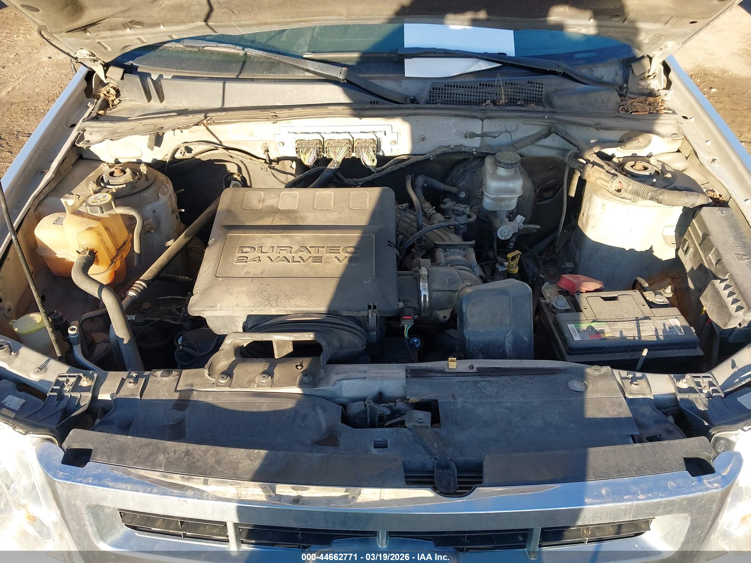 FORD ESCAPE image 10