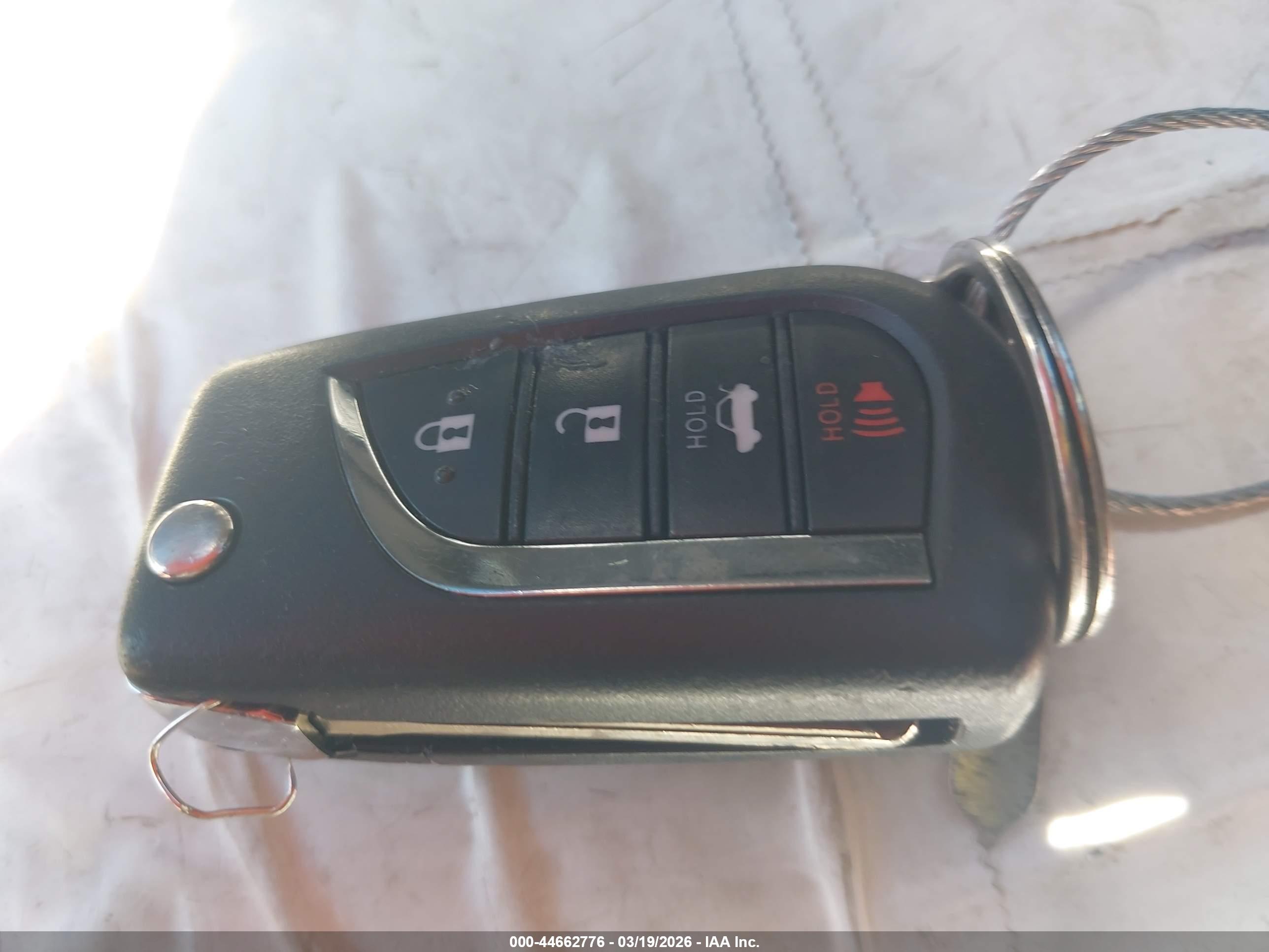 TOYOTA COROLLA image 11