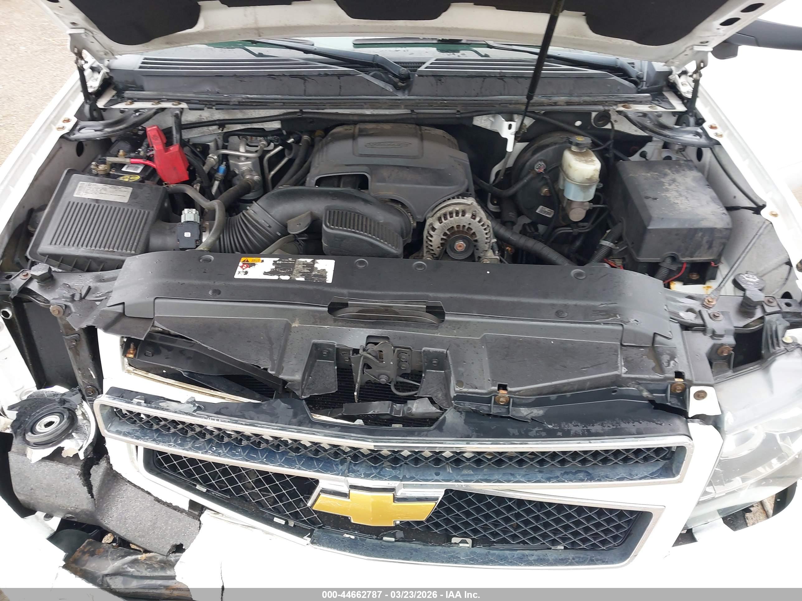 CHEVROLET TAHOE image 10