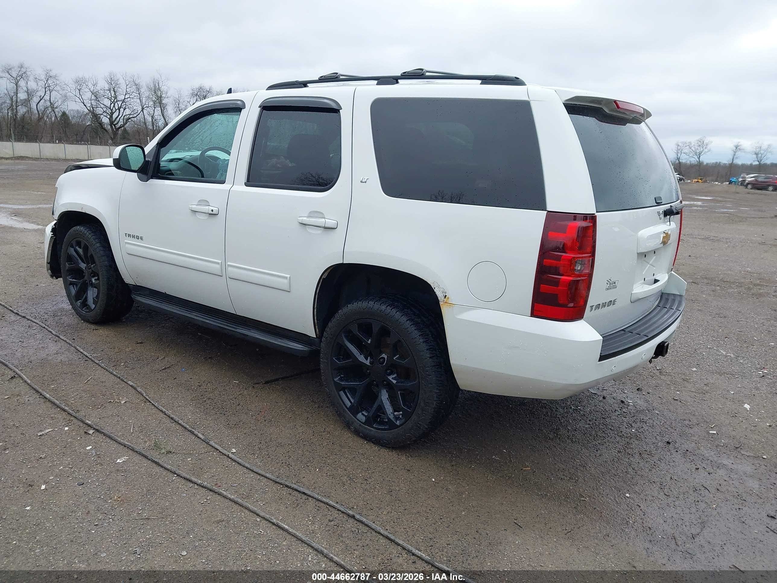 CHEVROLET TAHOE image 3