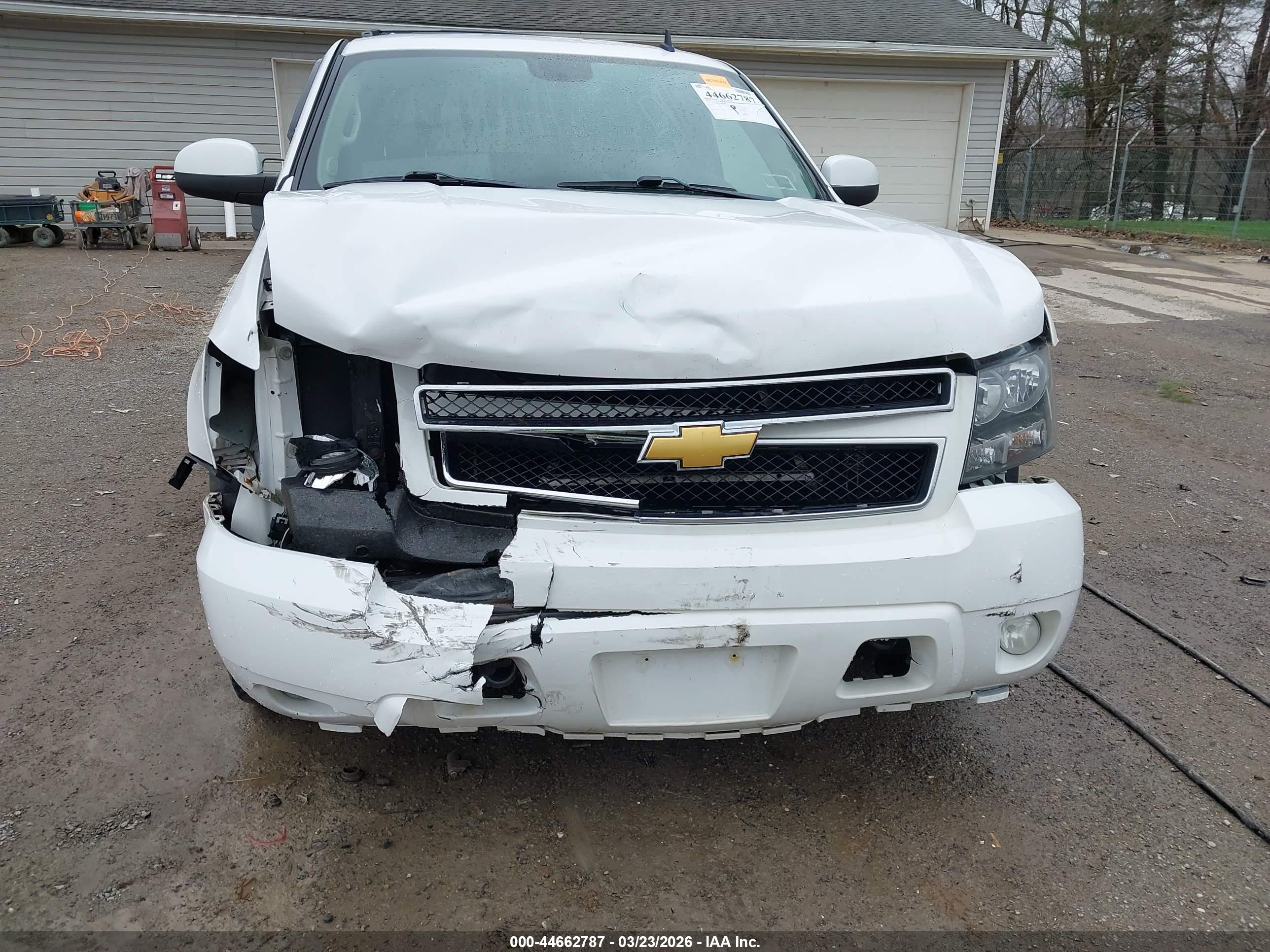 CHEVROLET TAHOE image 6