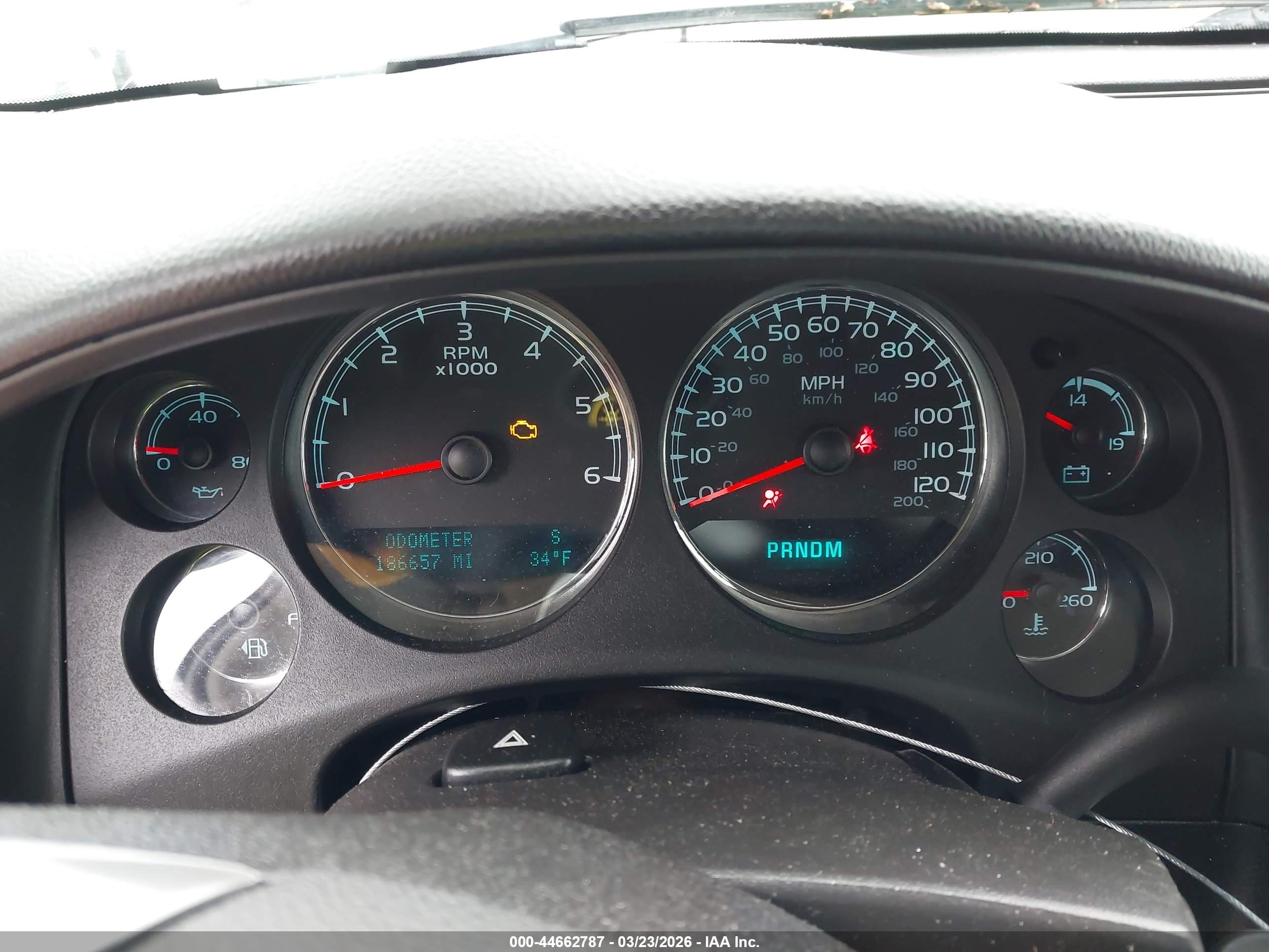 CHEVROLET TAHOE image 7
