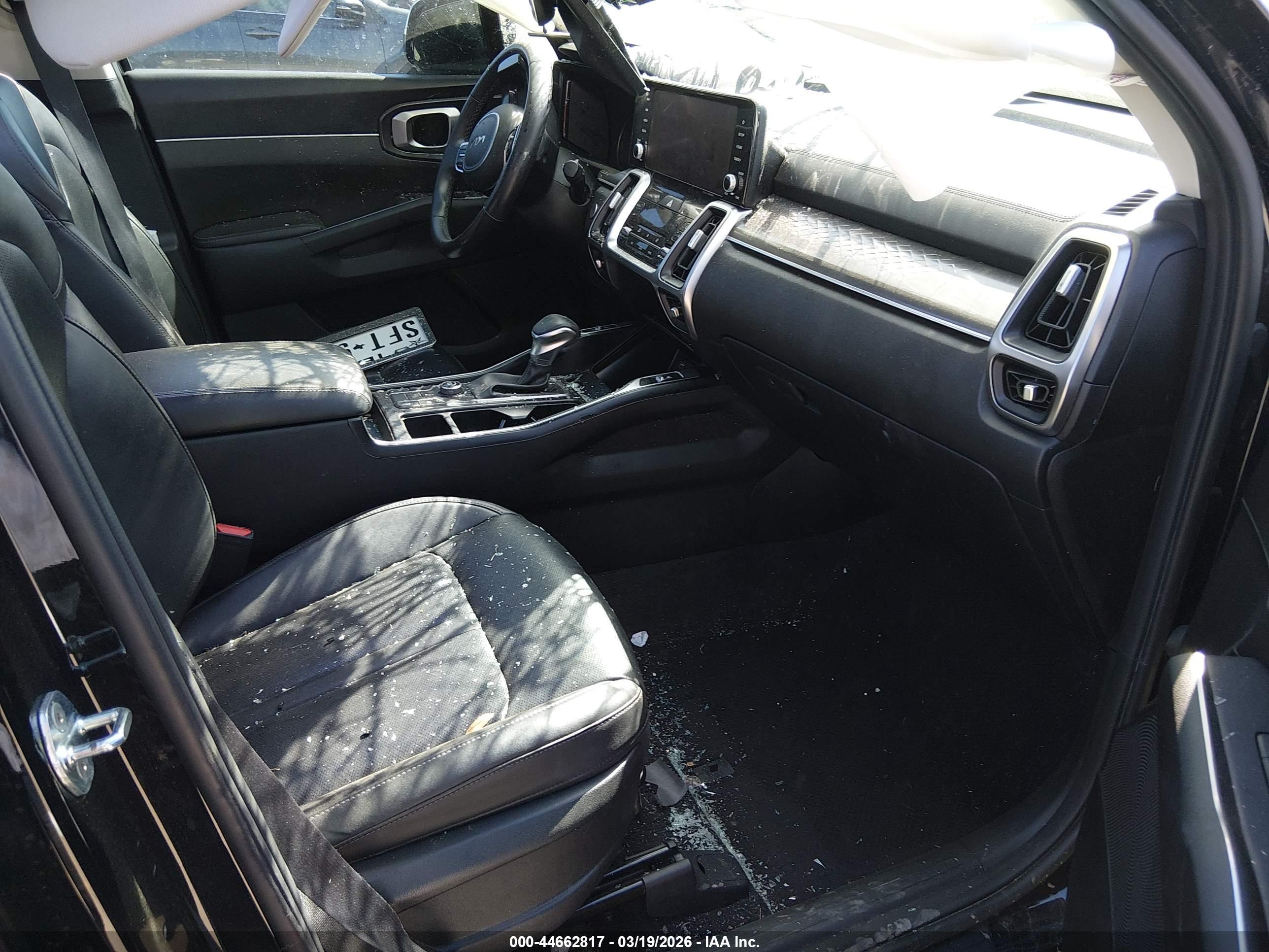 KIA SORENTO image 5