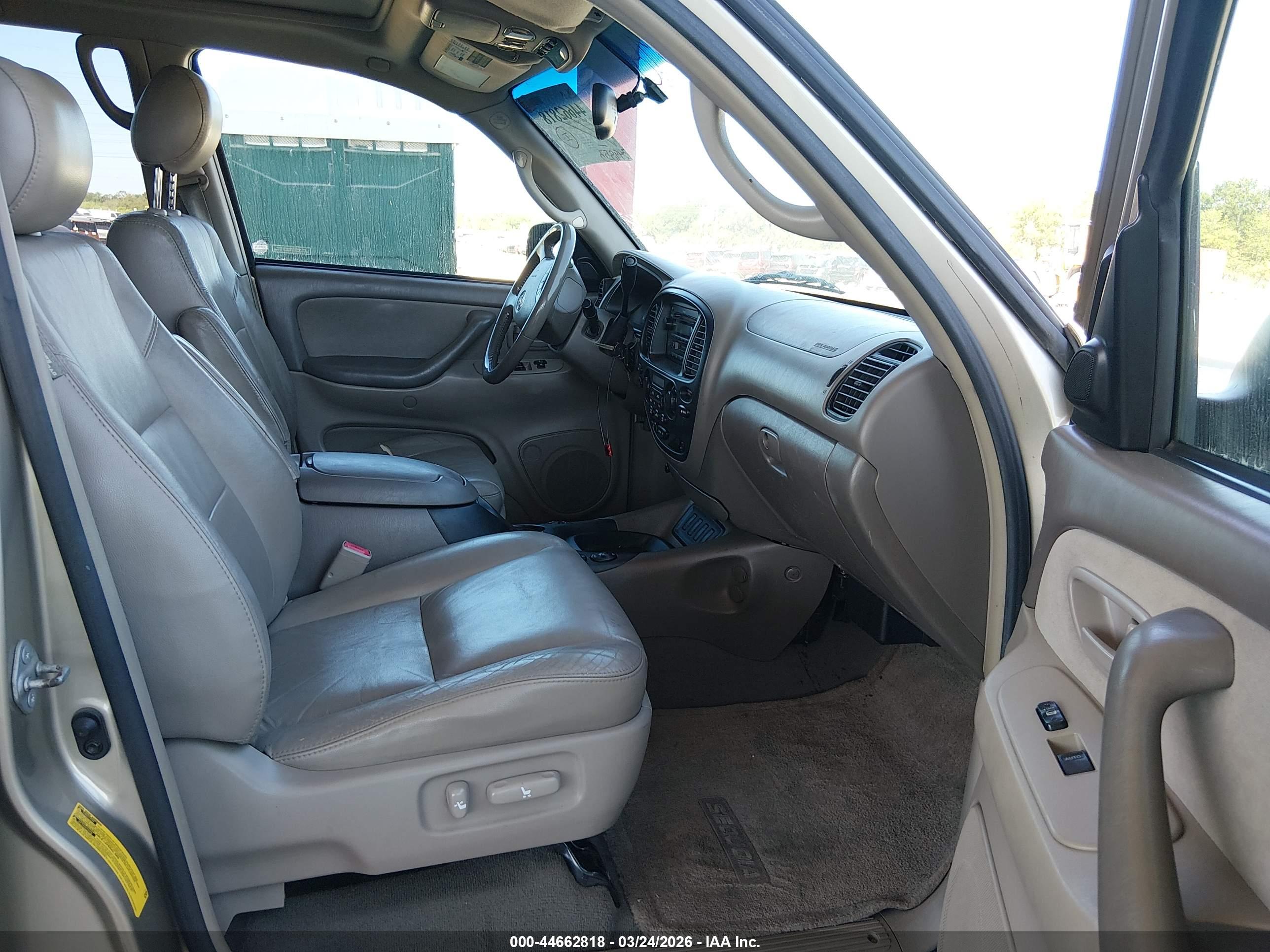 TOYOTA SEQUOIA image 5