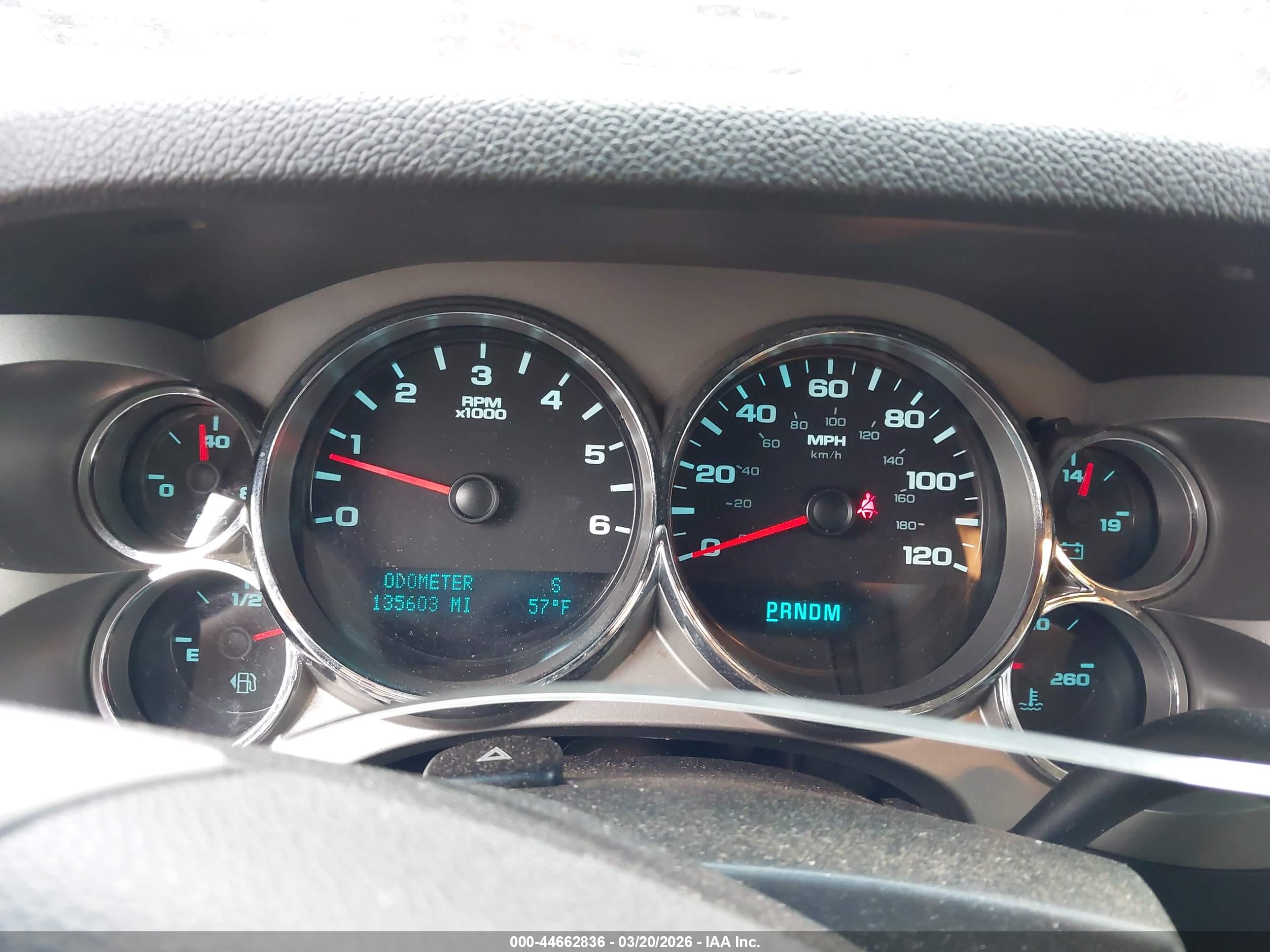 CHEVROLET SILVERADO image 7