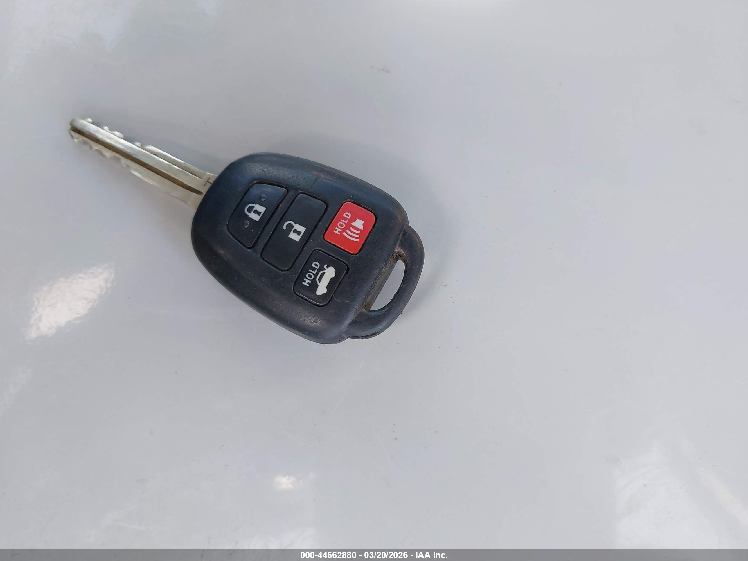TOYOTA COROLLA image 11