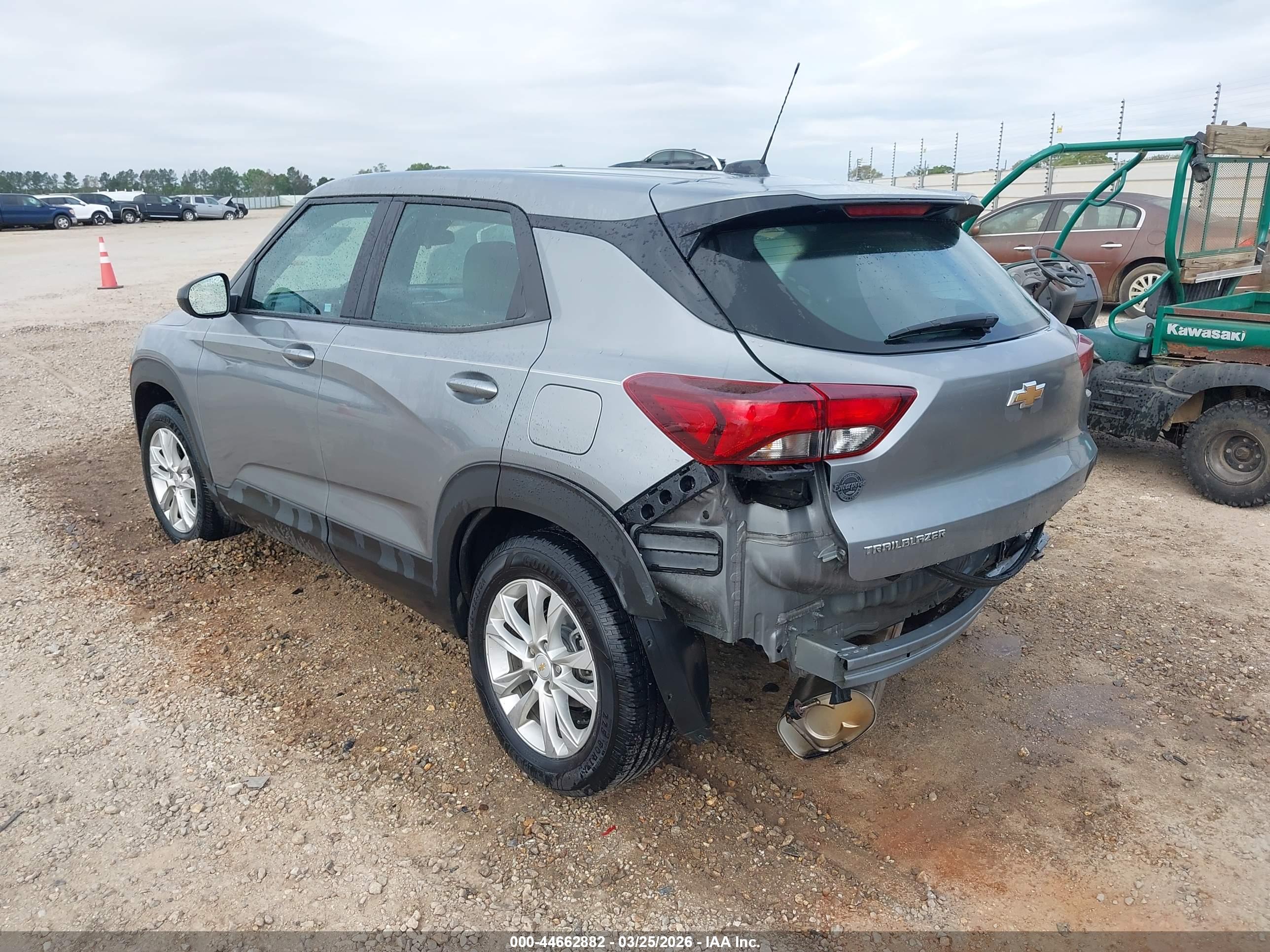 CHEVROLET TRAILBLAZER image 3