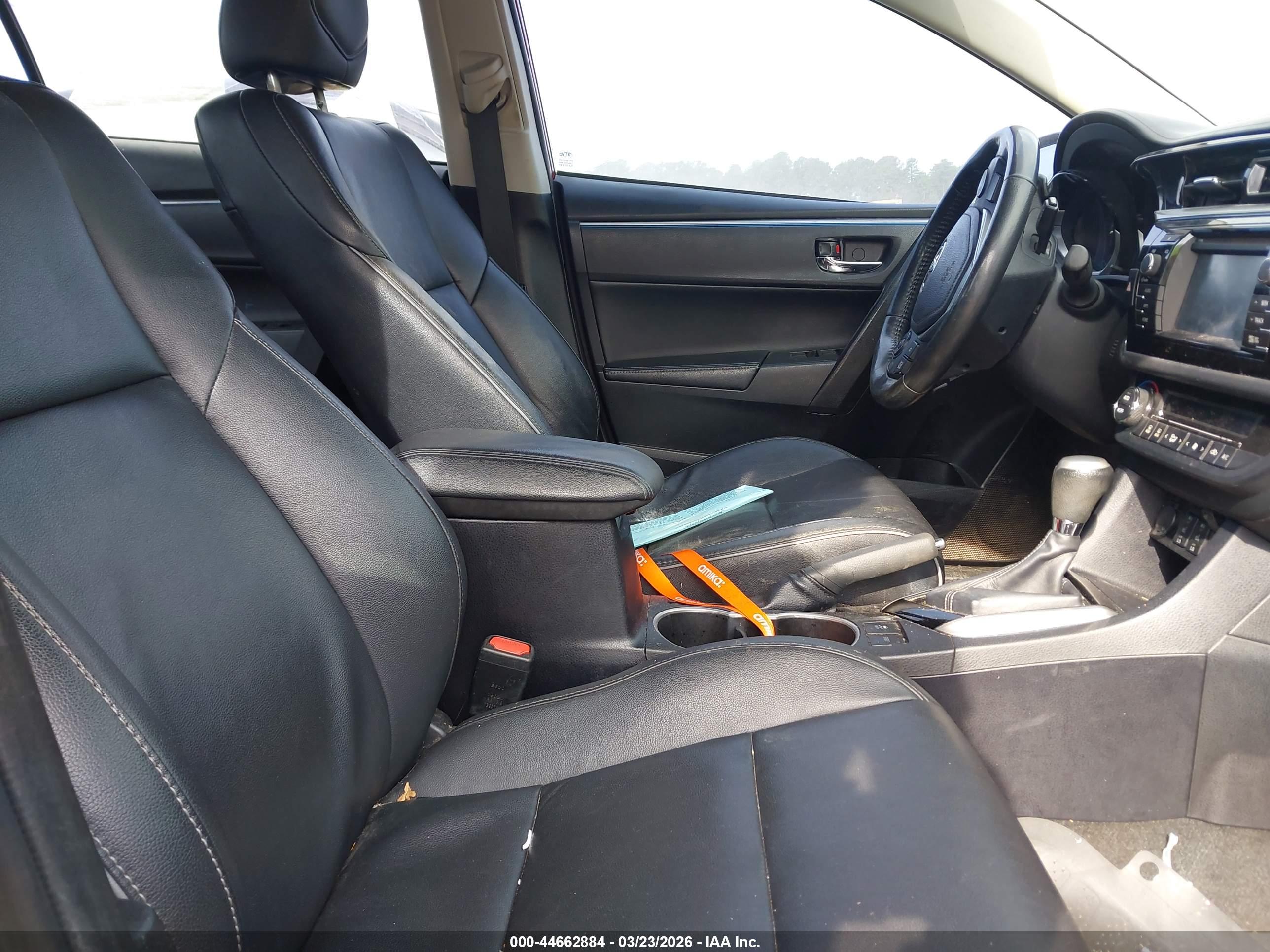 TOYOTA COROLLA image 5