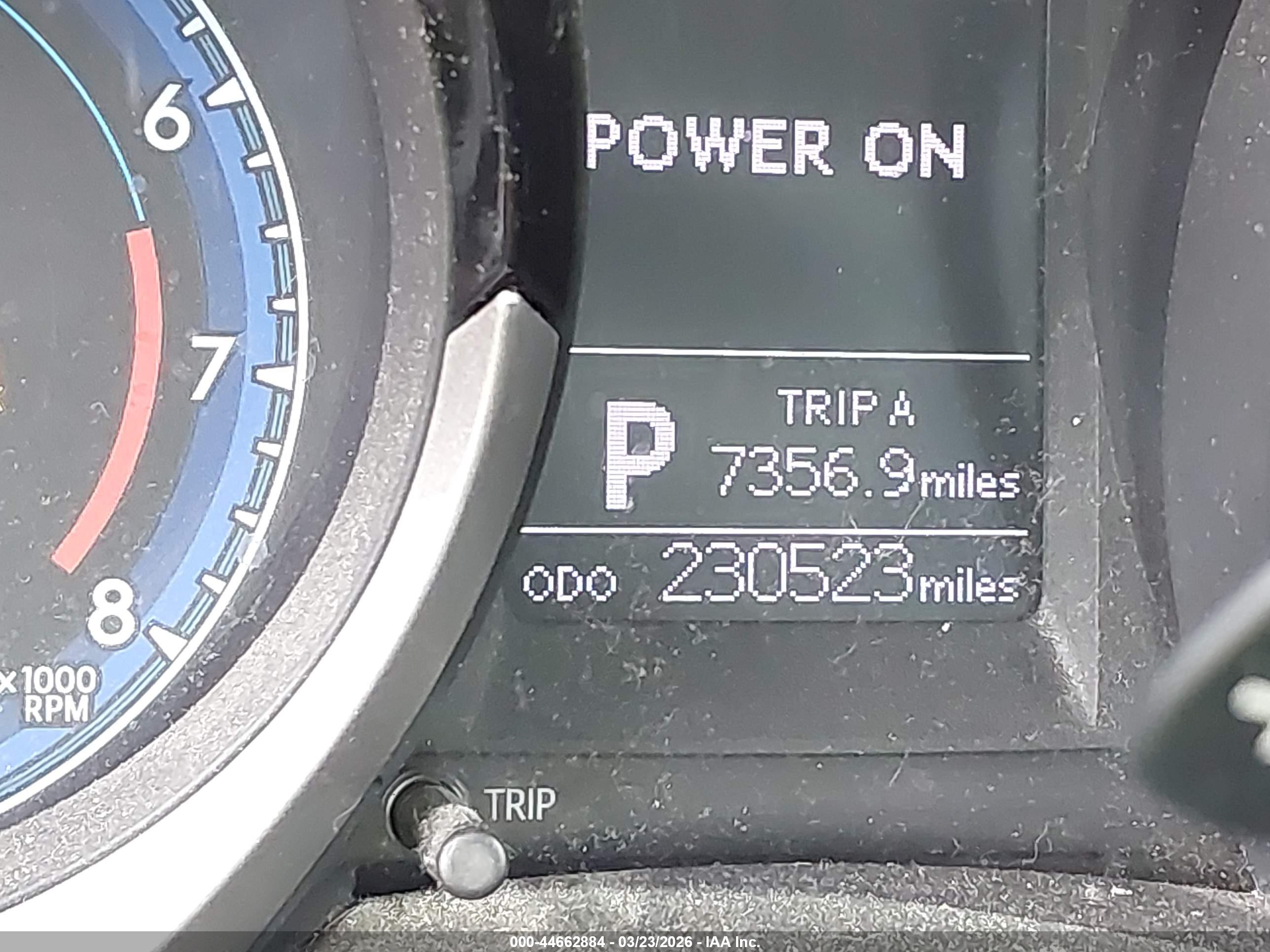 TOYOTA COROLLA image 7
