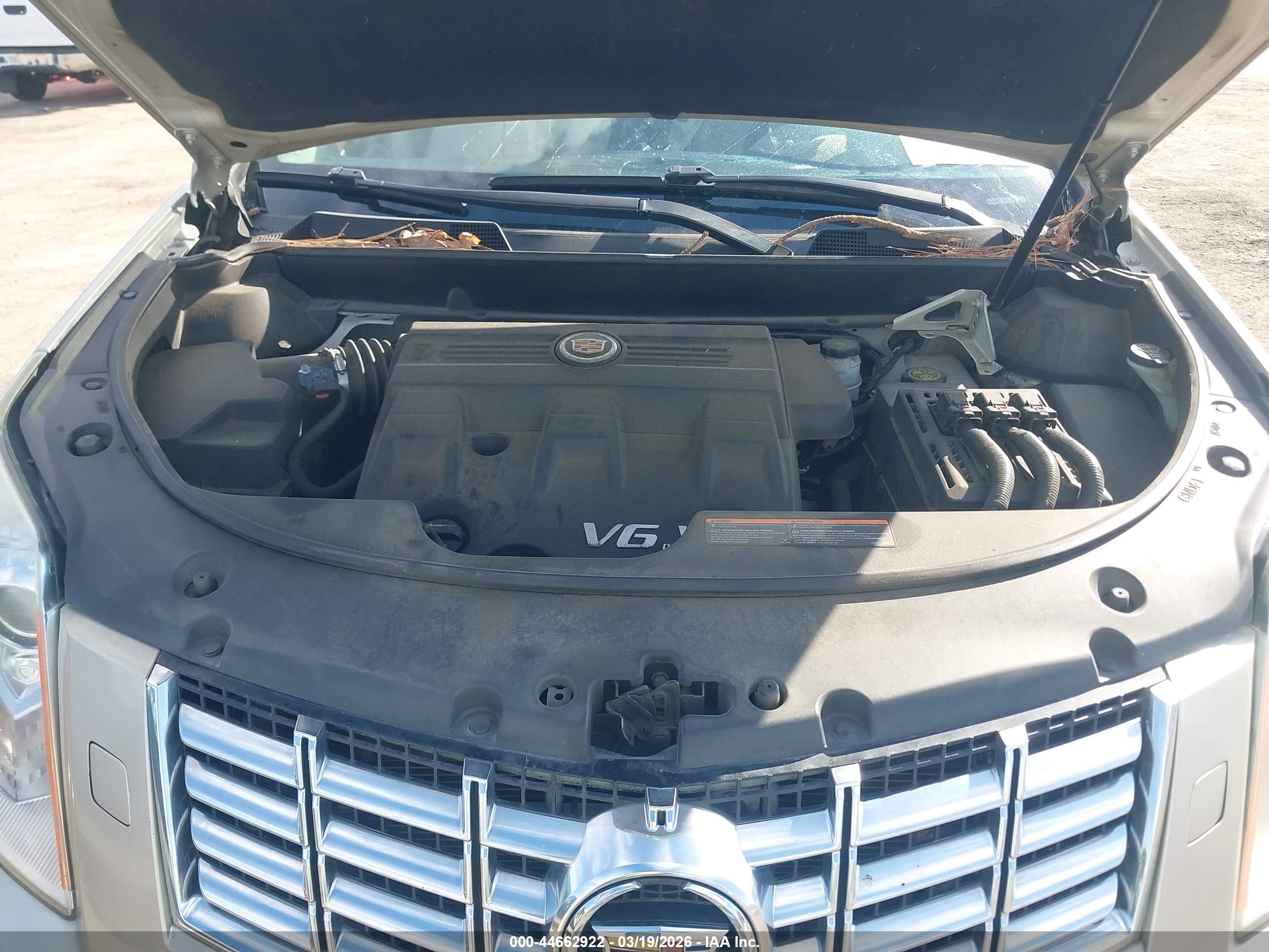 CADILLAC SRX image 10