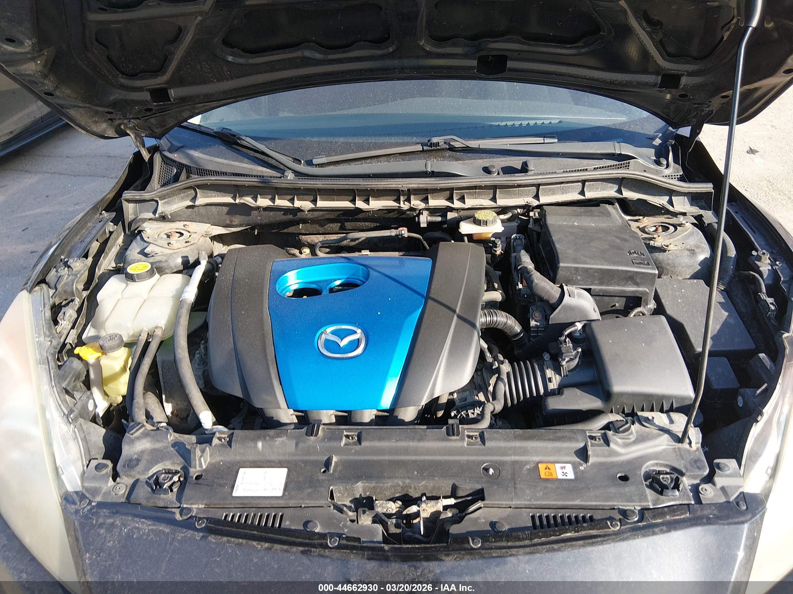 MAZDA MAZDA3 image 10