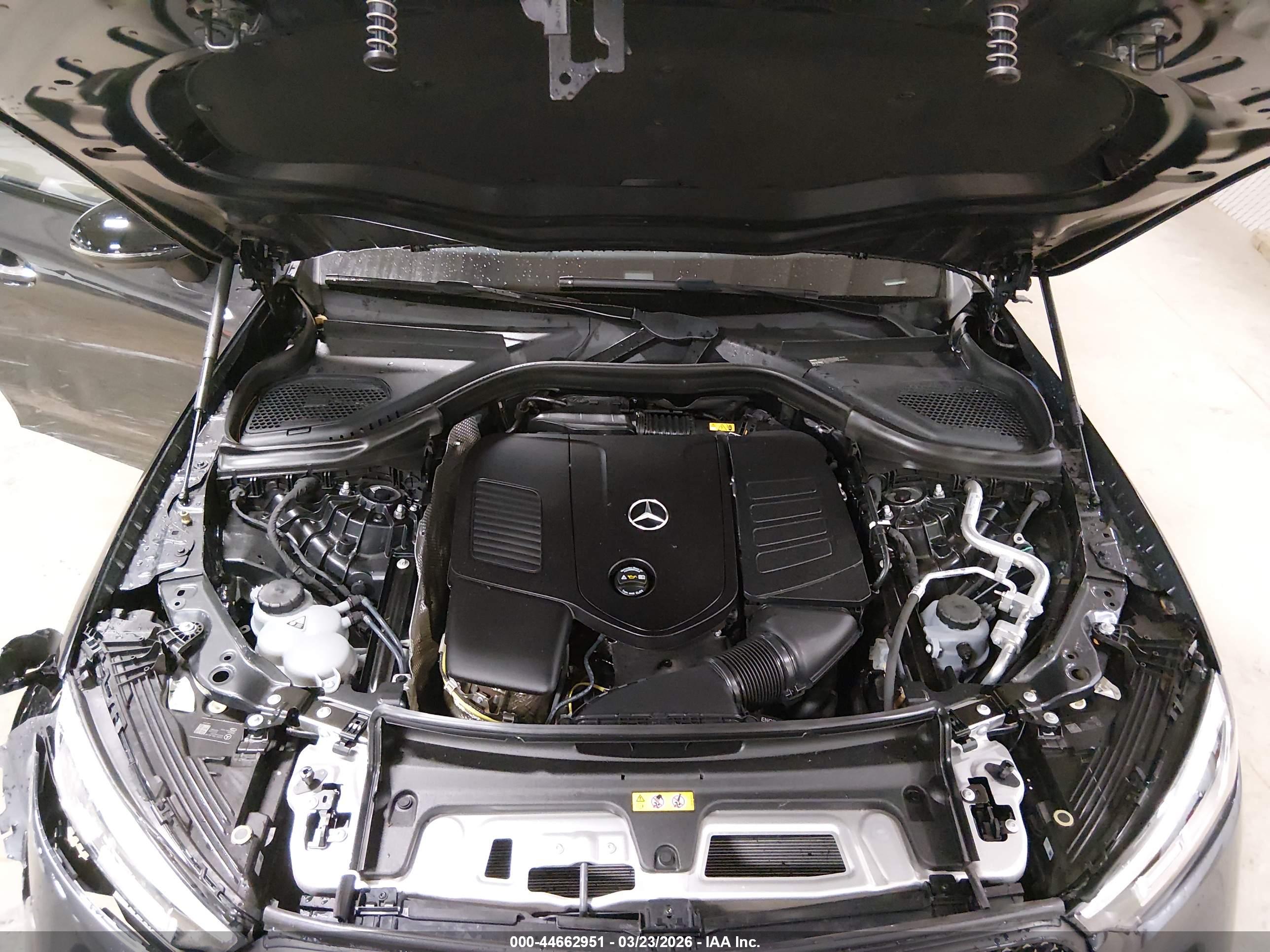 MERCEDES-BENZ GLC image 10