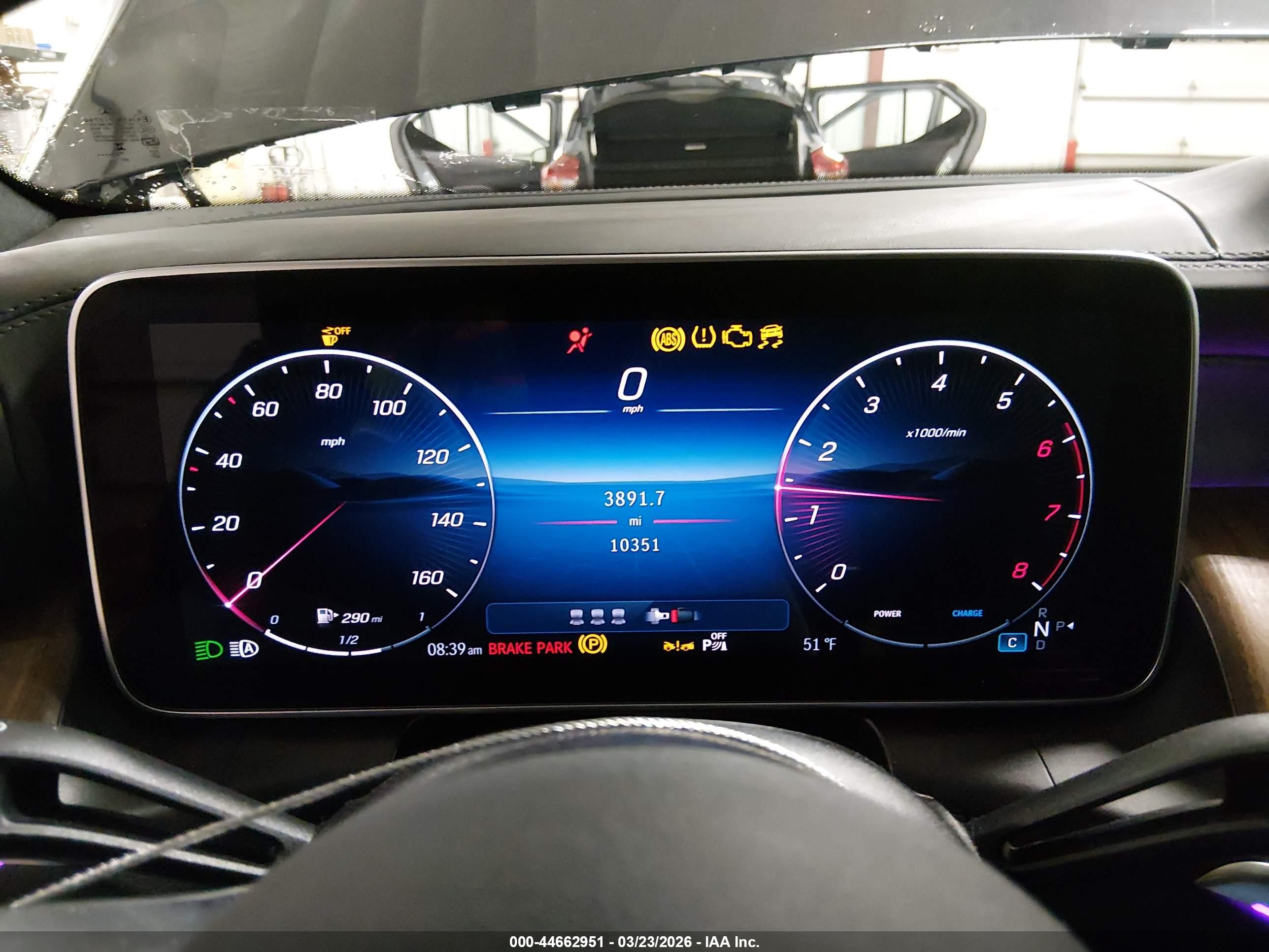MERCEDES-BENZ GLC image 7