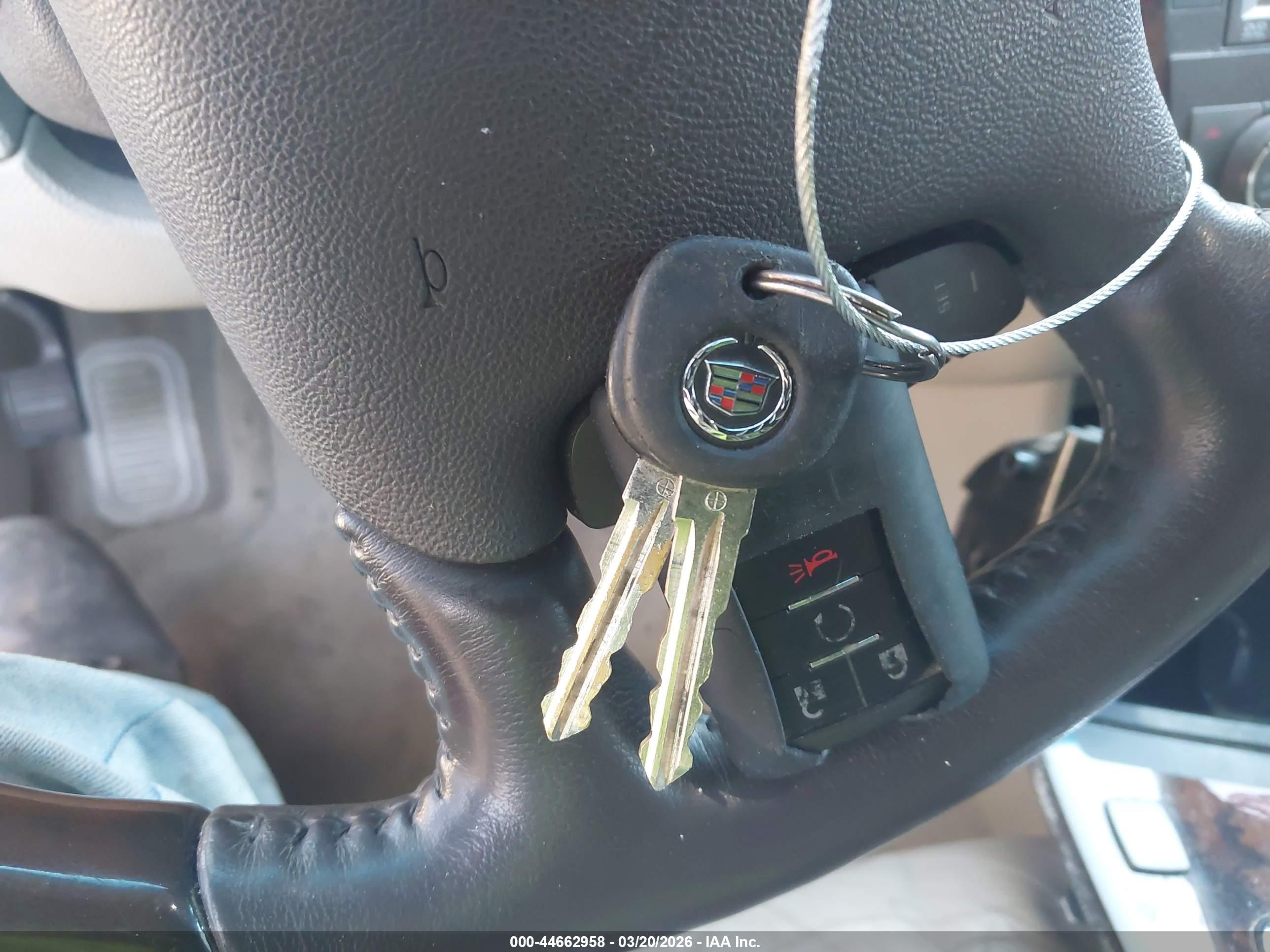 CADILLAC DTS image 11
