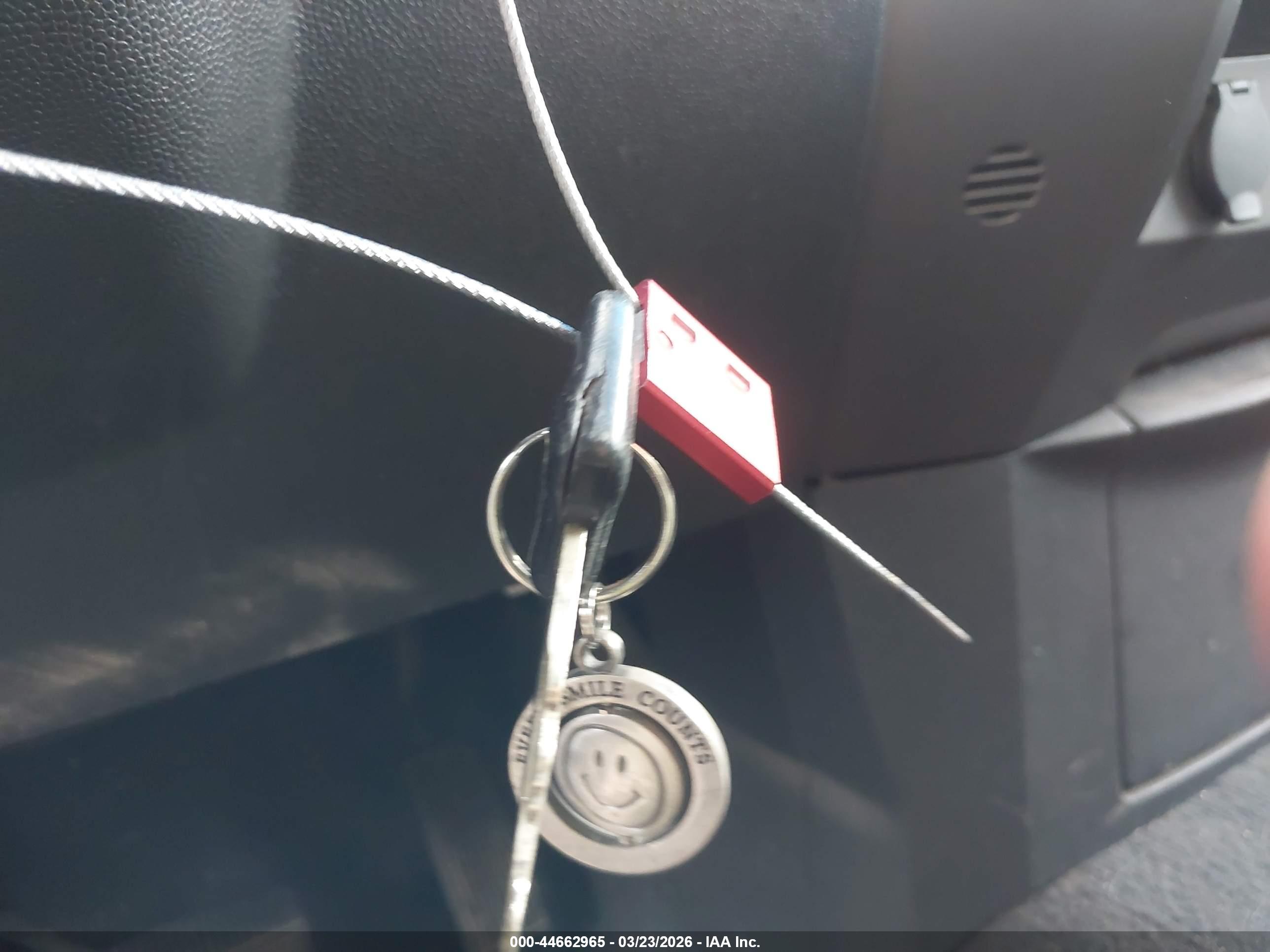 NISSAN TITAN image 11