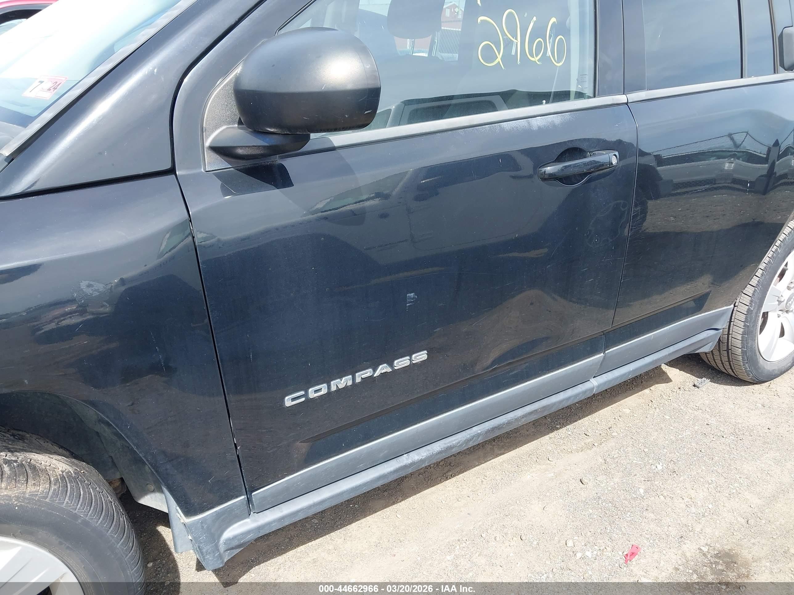 JEEP COMPASS image 6