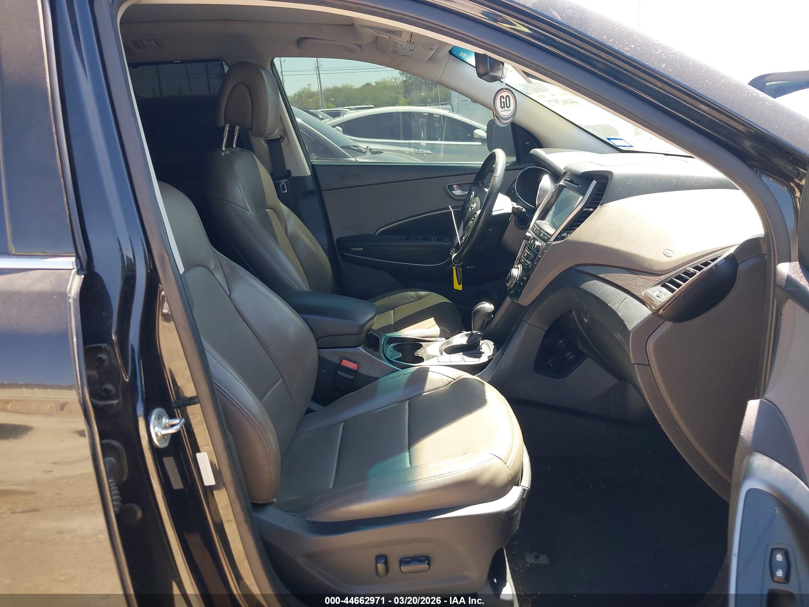 HYUNDAI SANTA image 5