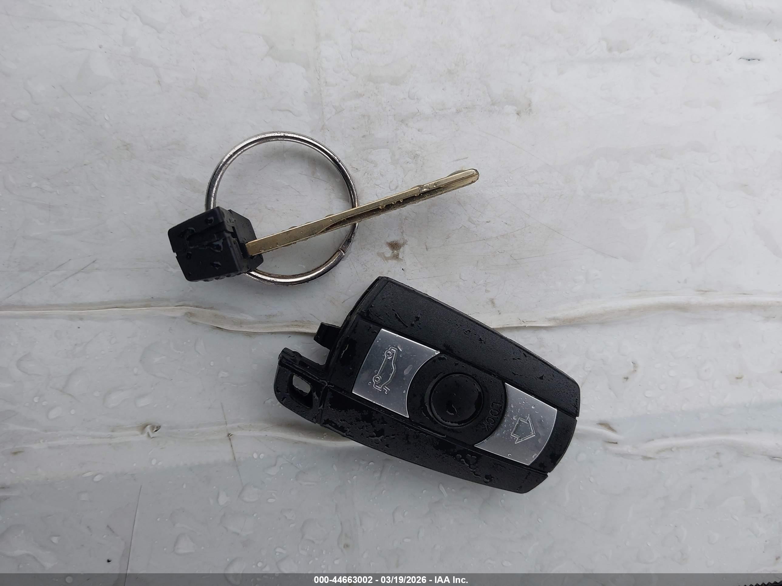 BMW 335I image 11