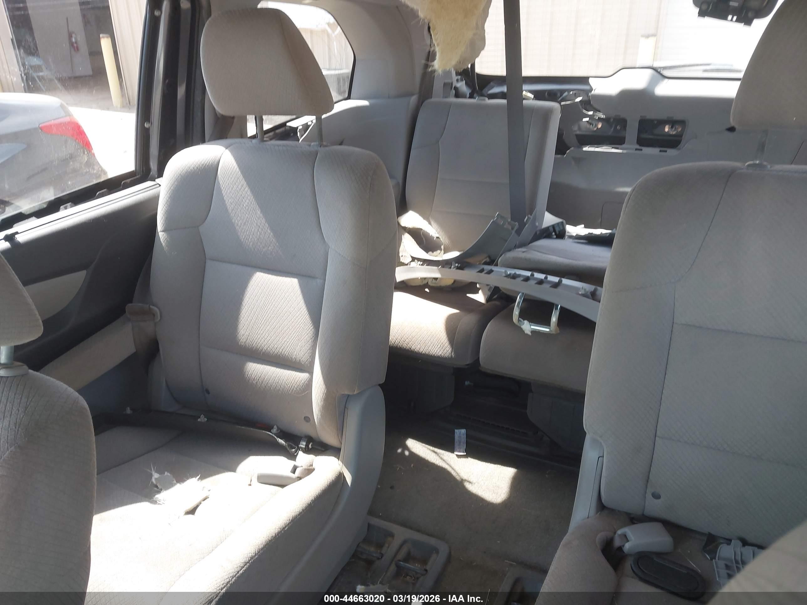 HONDA ODYSSEY image 8