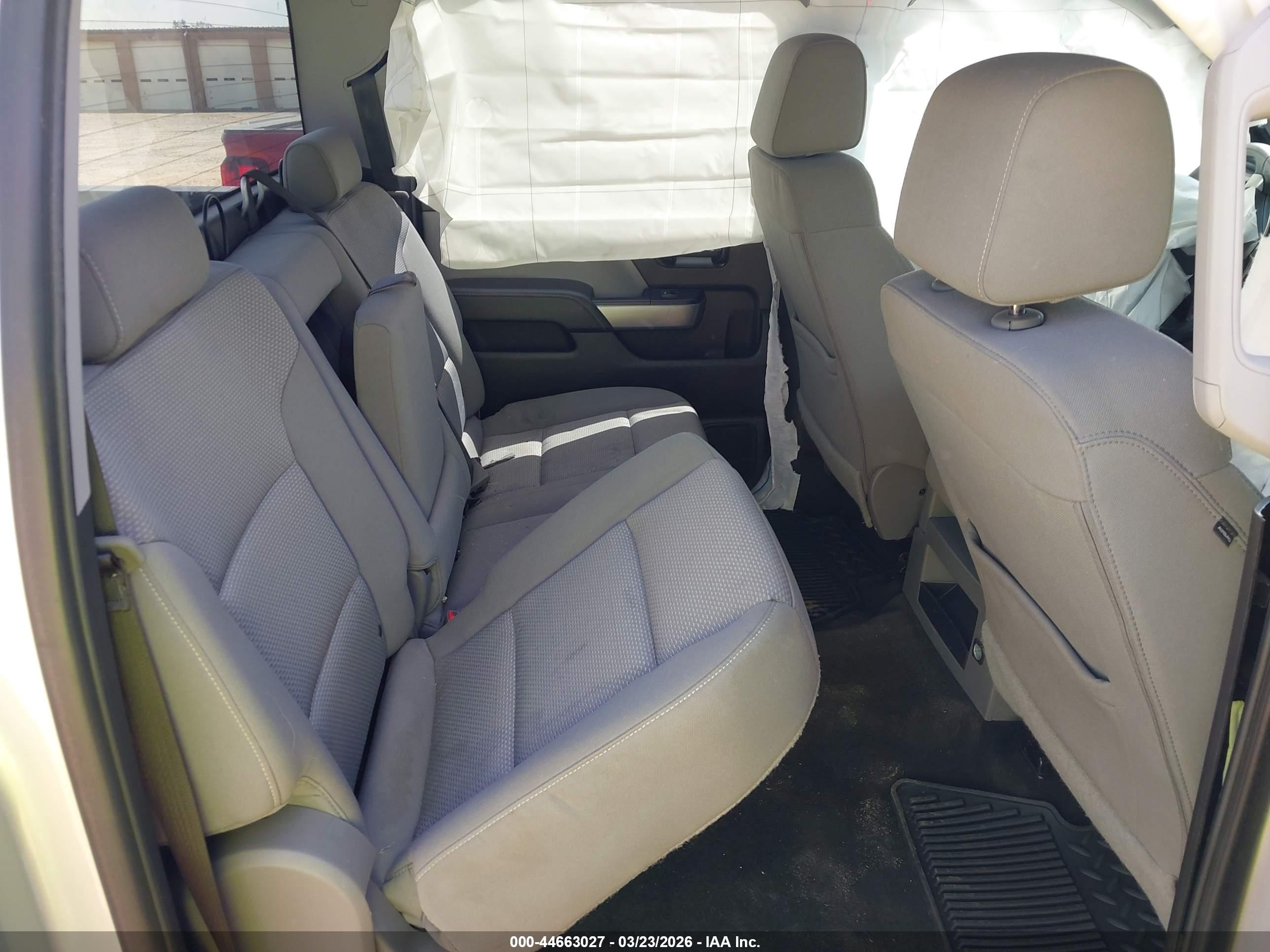 CHEVROLET SILVERADO image 8