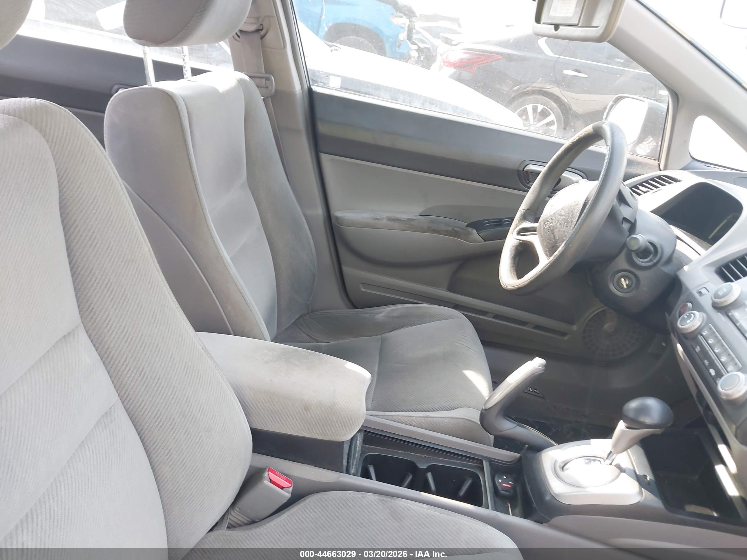 HONDA CIVIC image 5