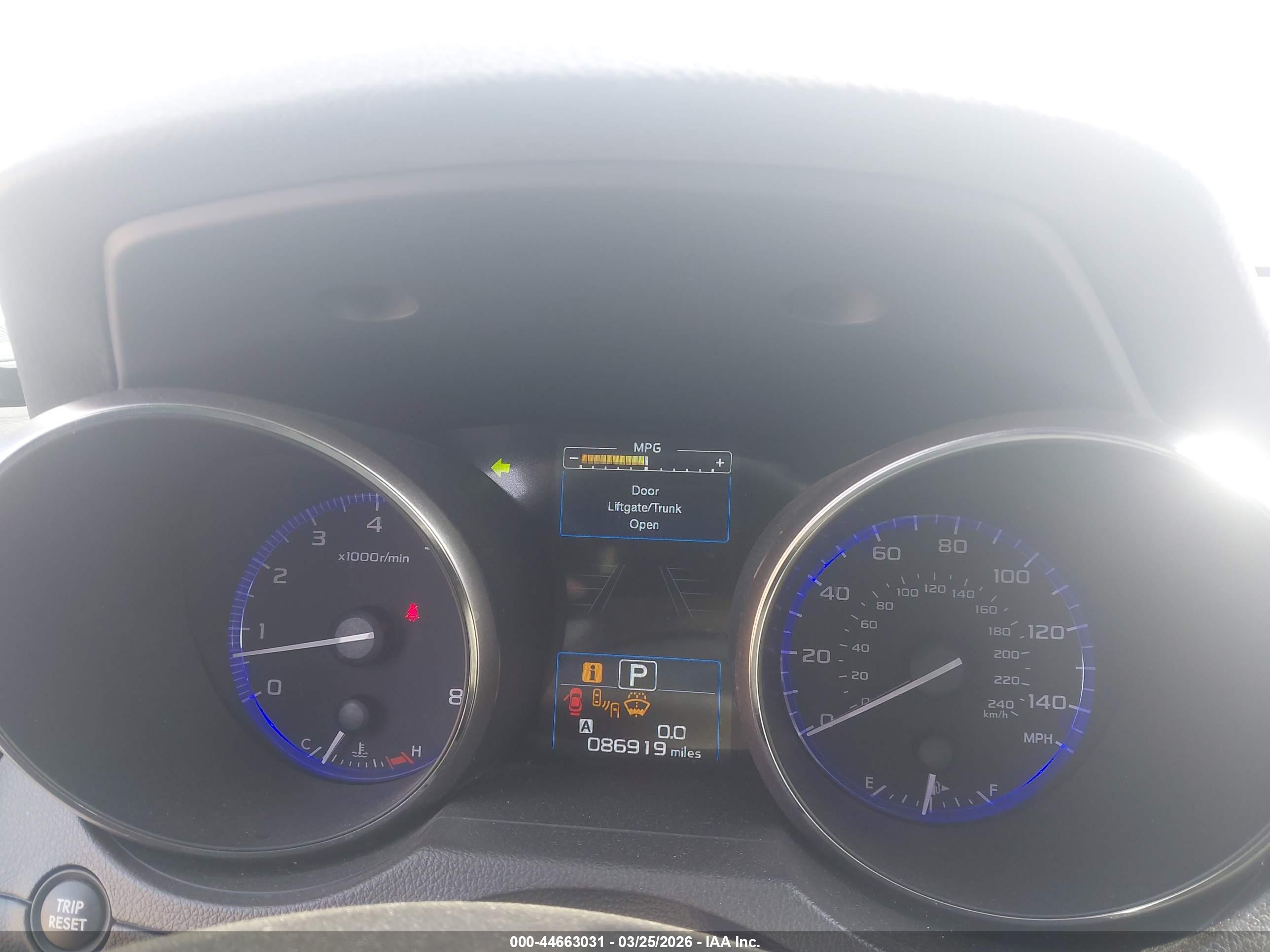 SUBARU OUTBACK image 7