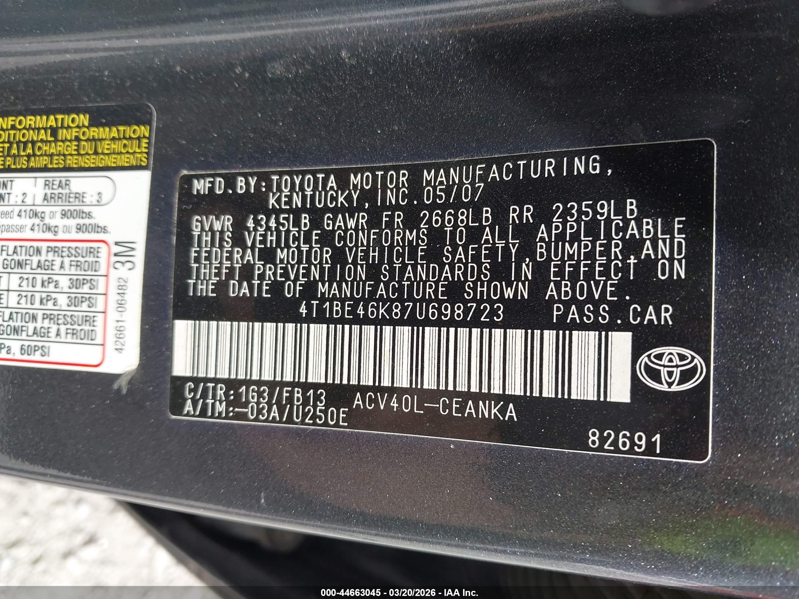 TOYOTA CAMRY image 9