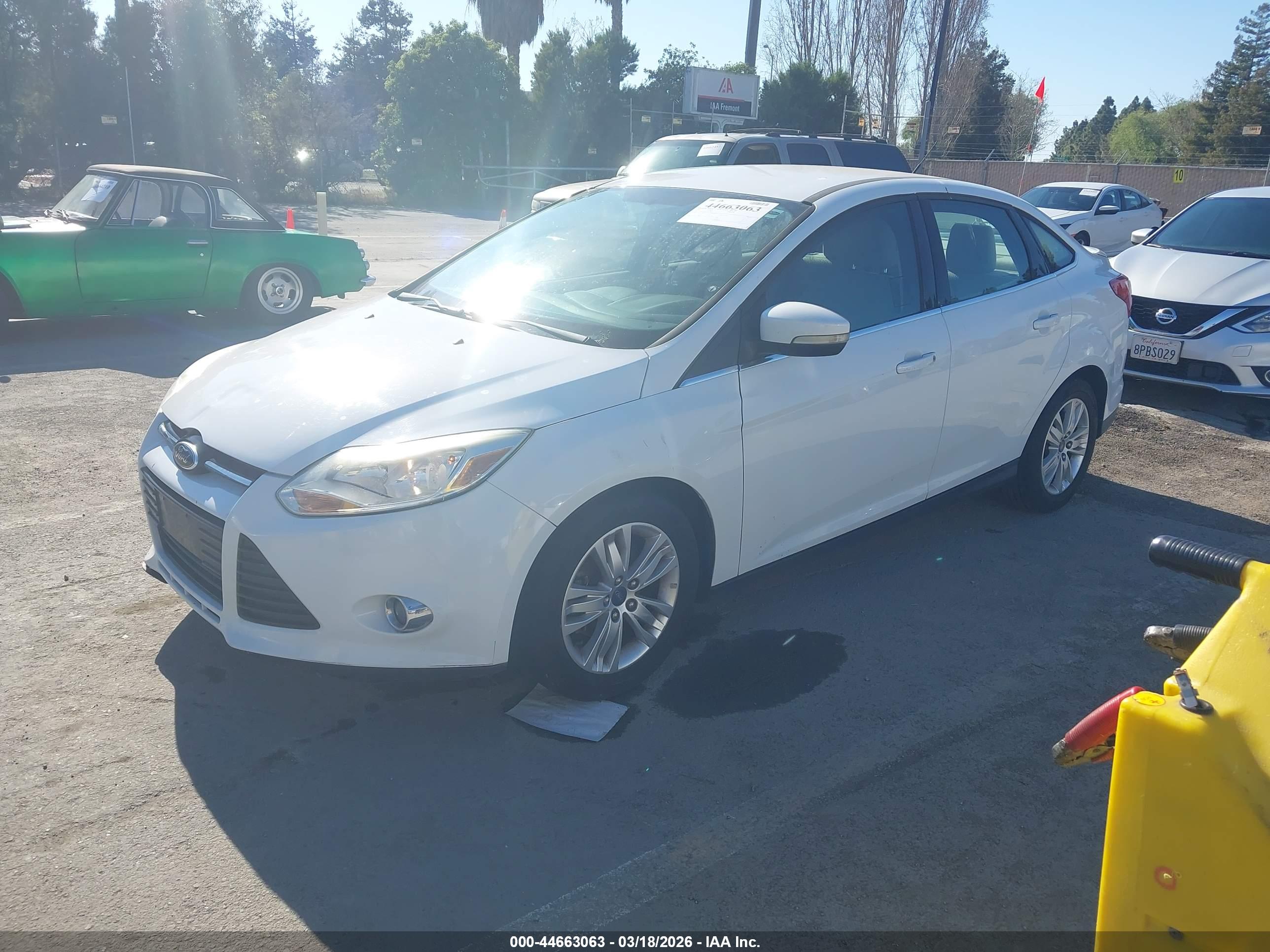 FORD FOCUS image 2