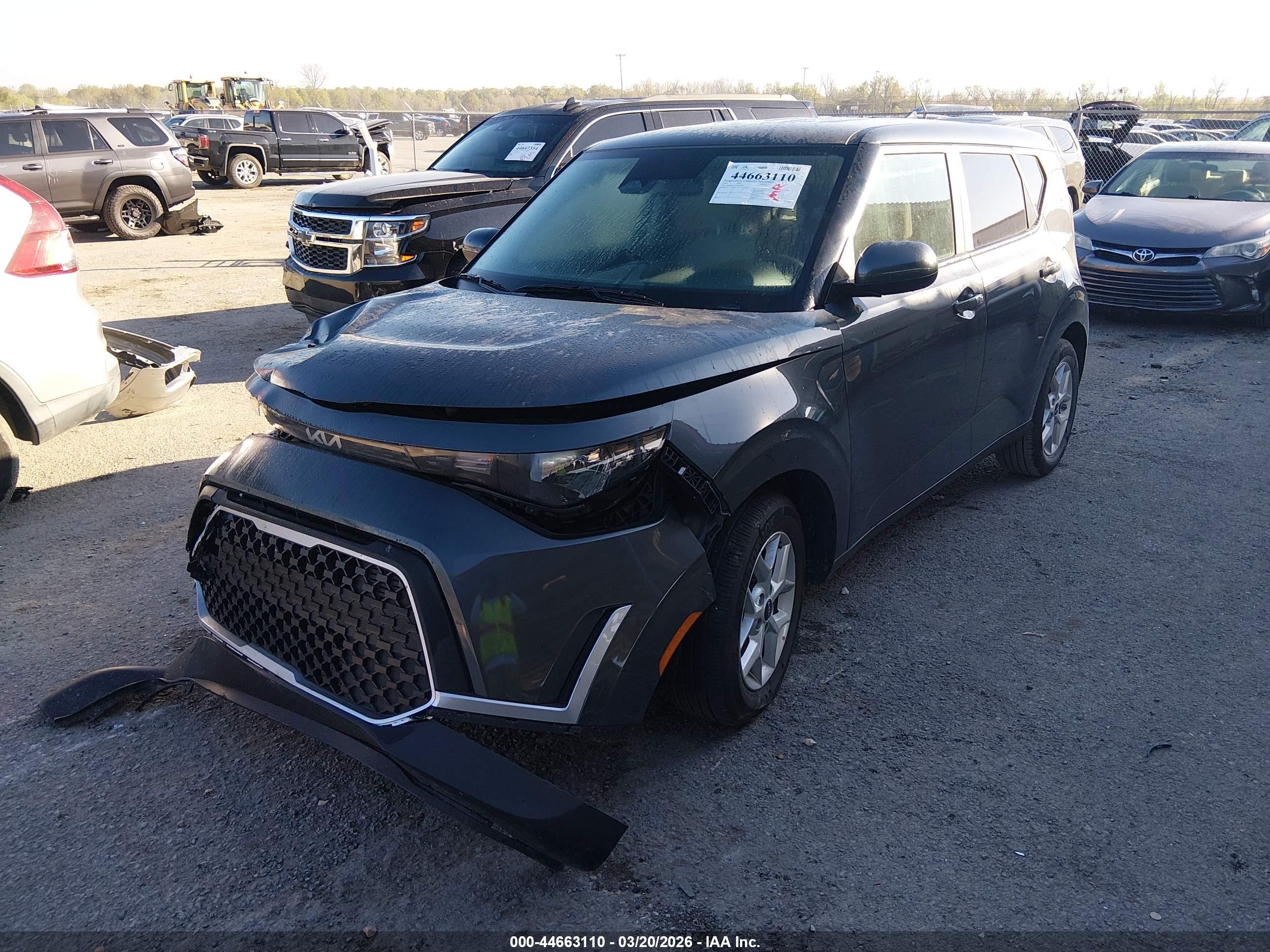 KIA SOUL image 2
