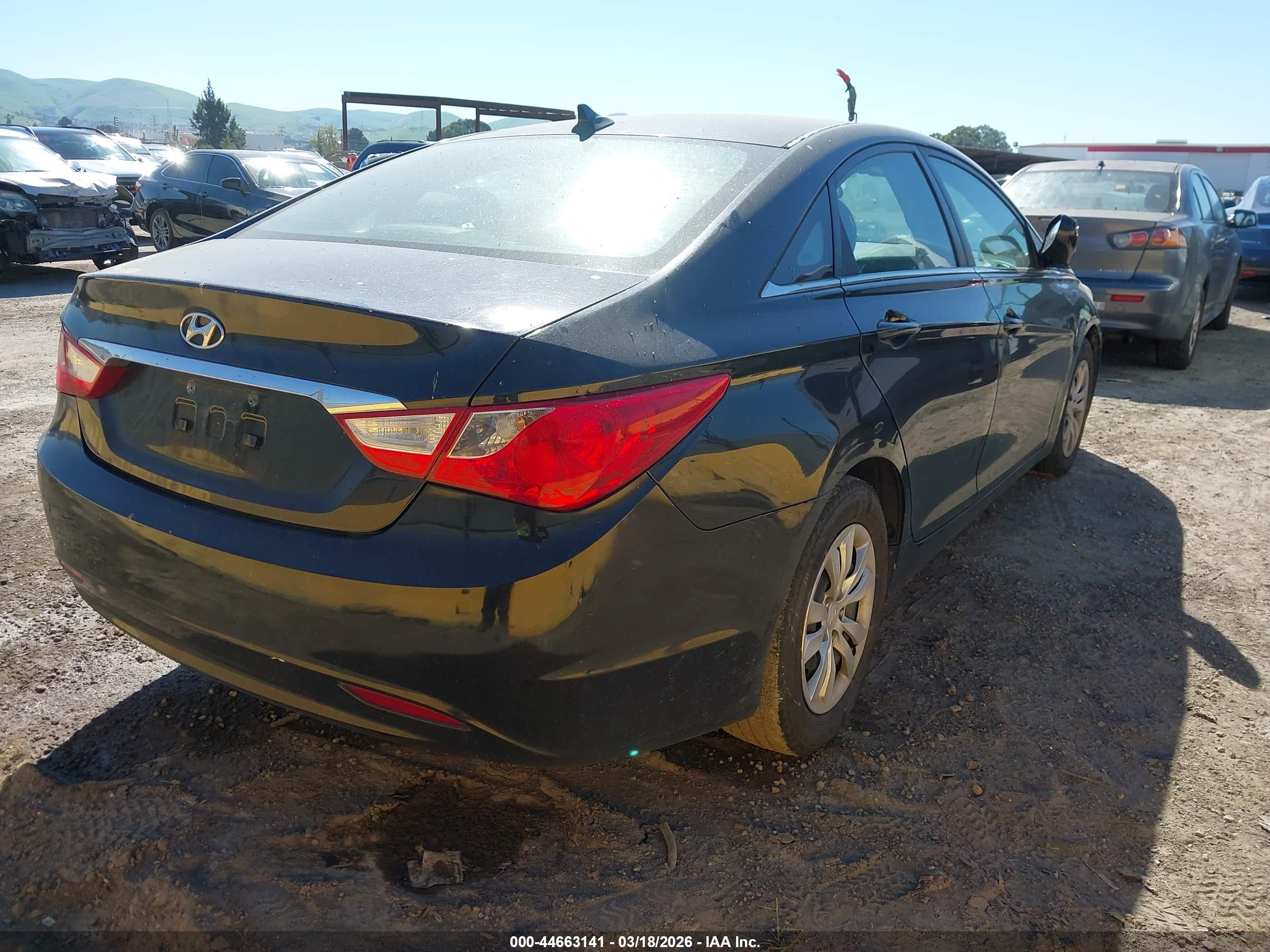 HYUNDAI SONATA image 4
