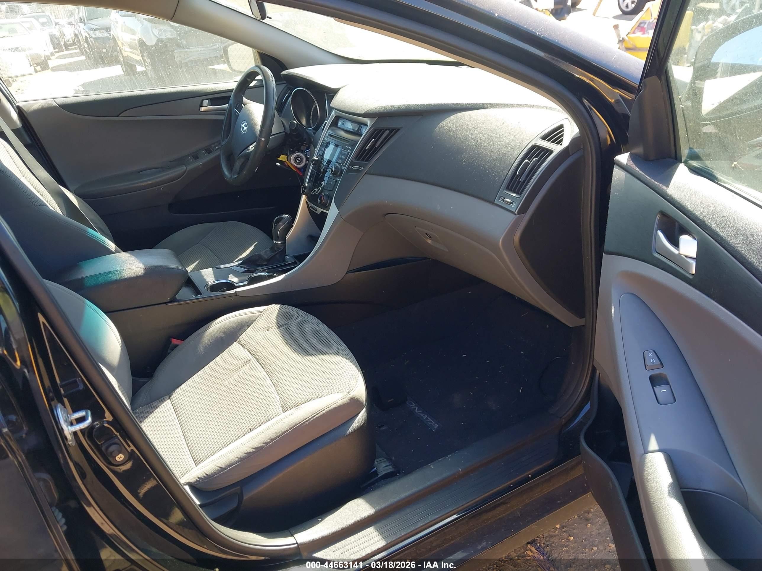 HYUNDAI SONATA image 5