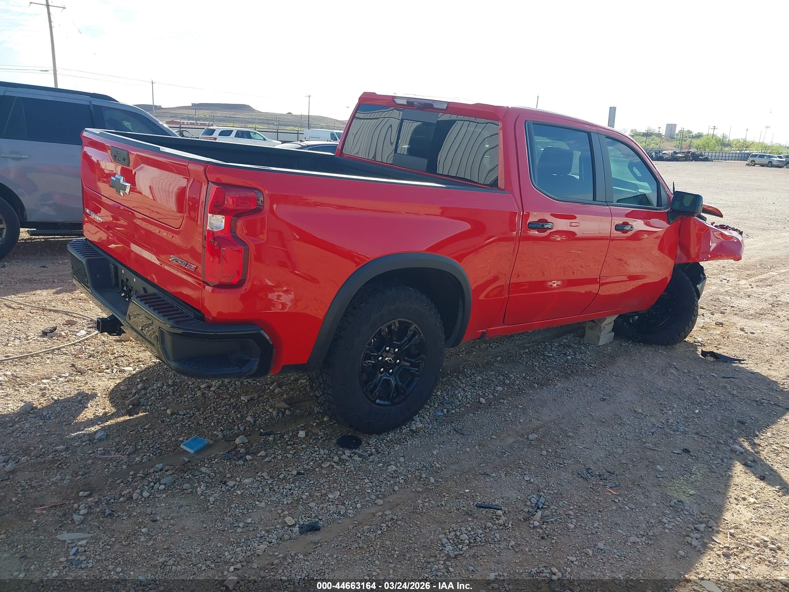 CHEVROLET SILVERADO image 4
