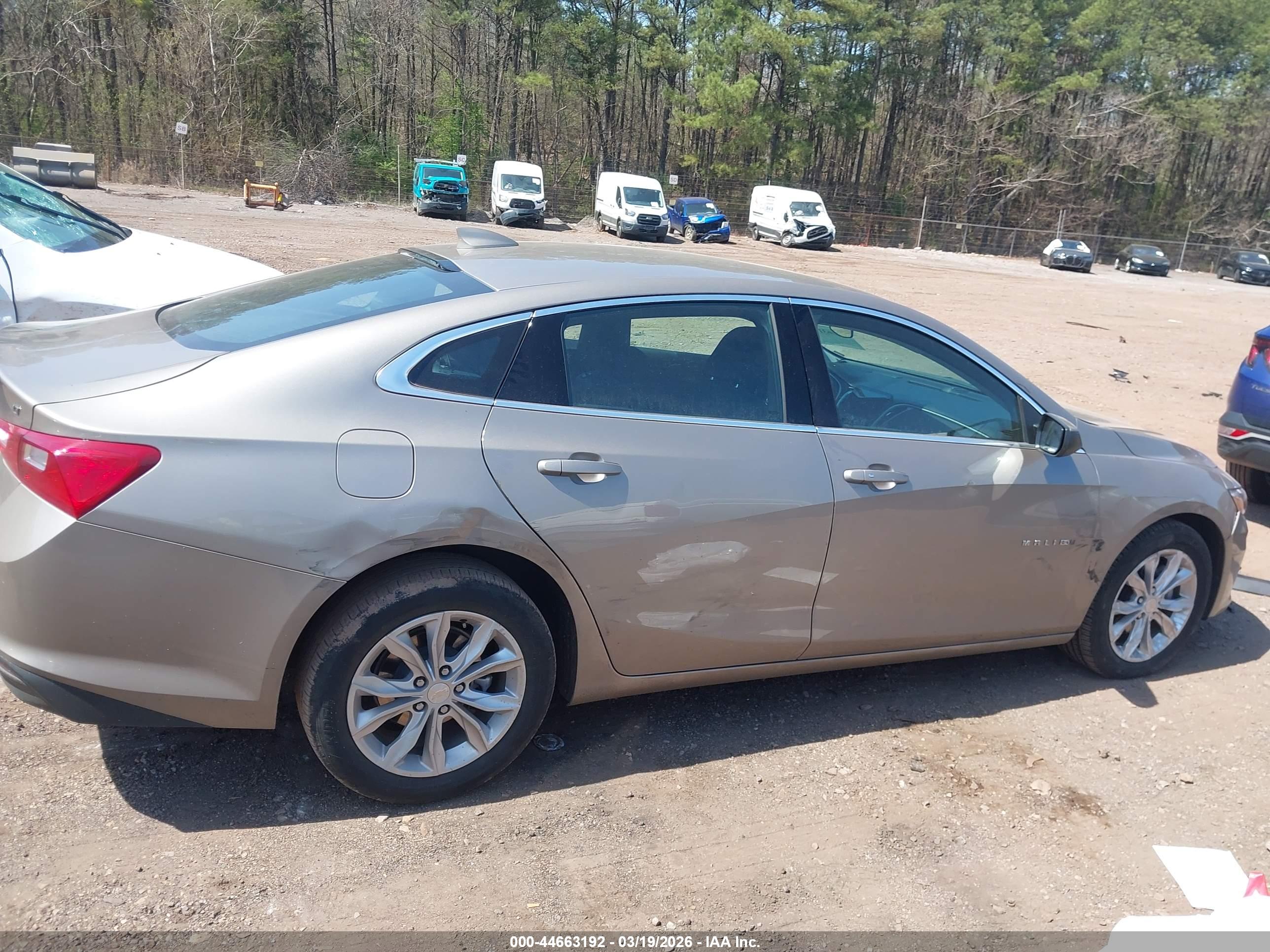 CHEVROLET MALIBU image 6