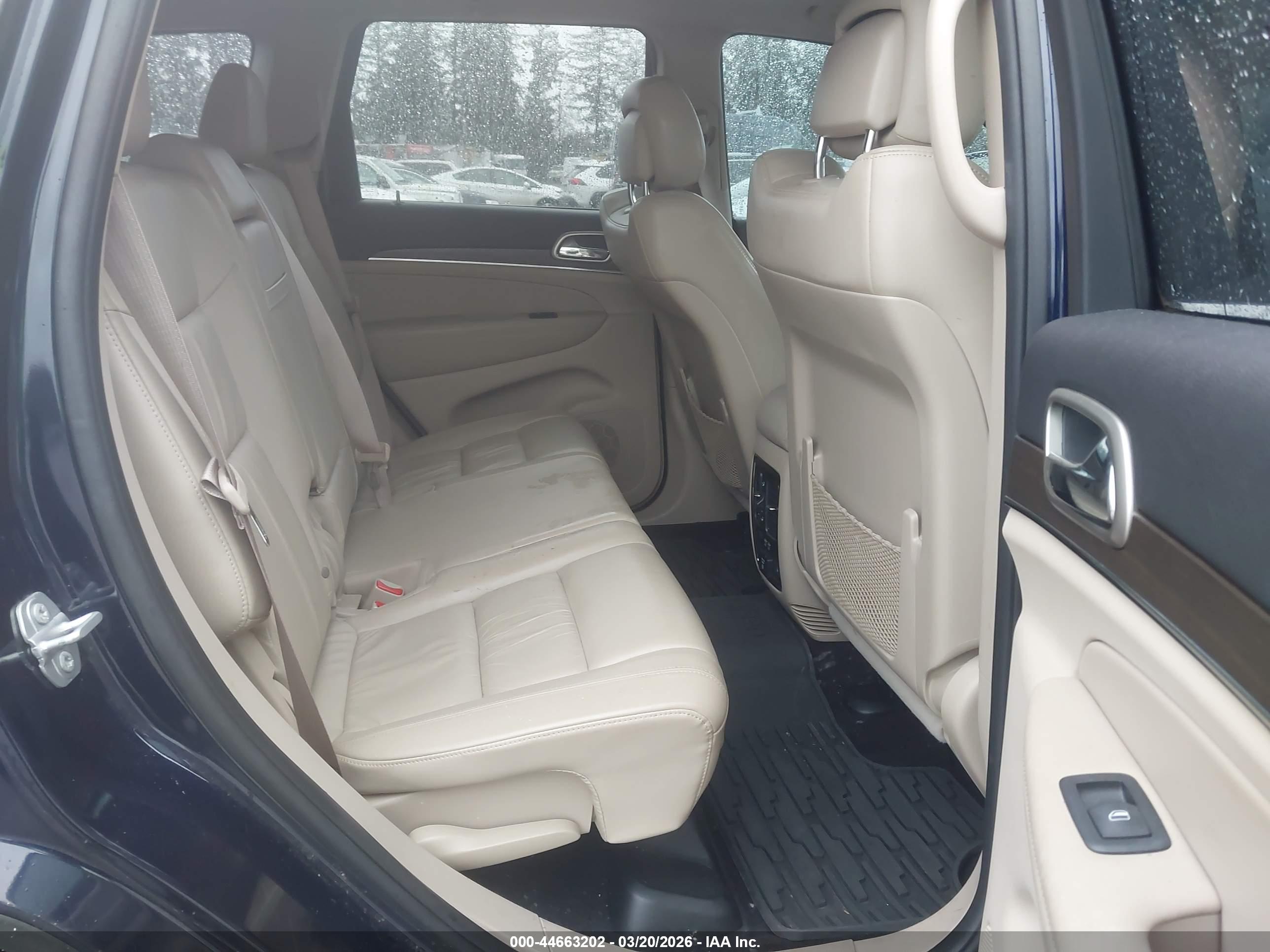 JEEP GRAND image 8