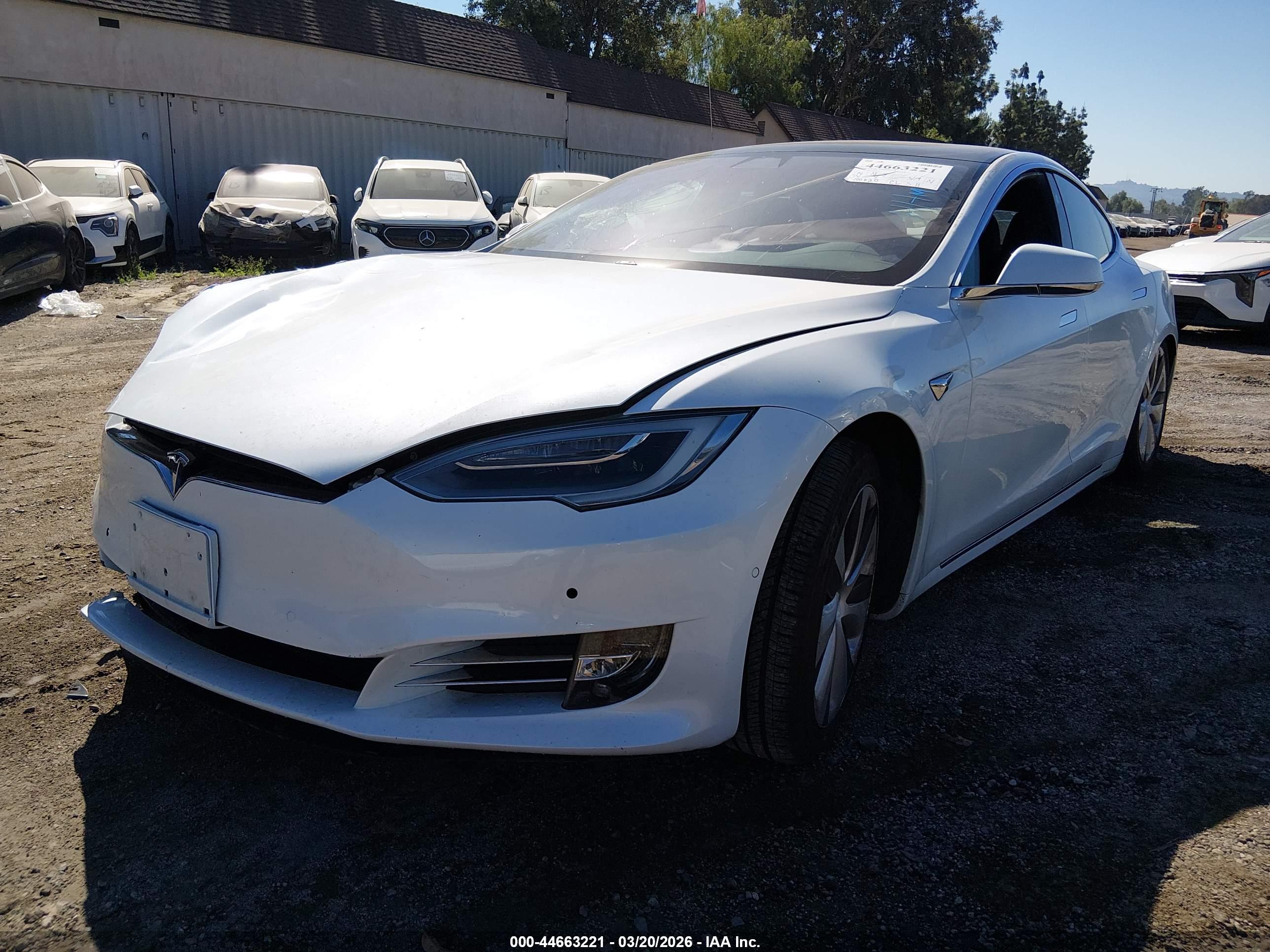 TESLA MODEL image 2