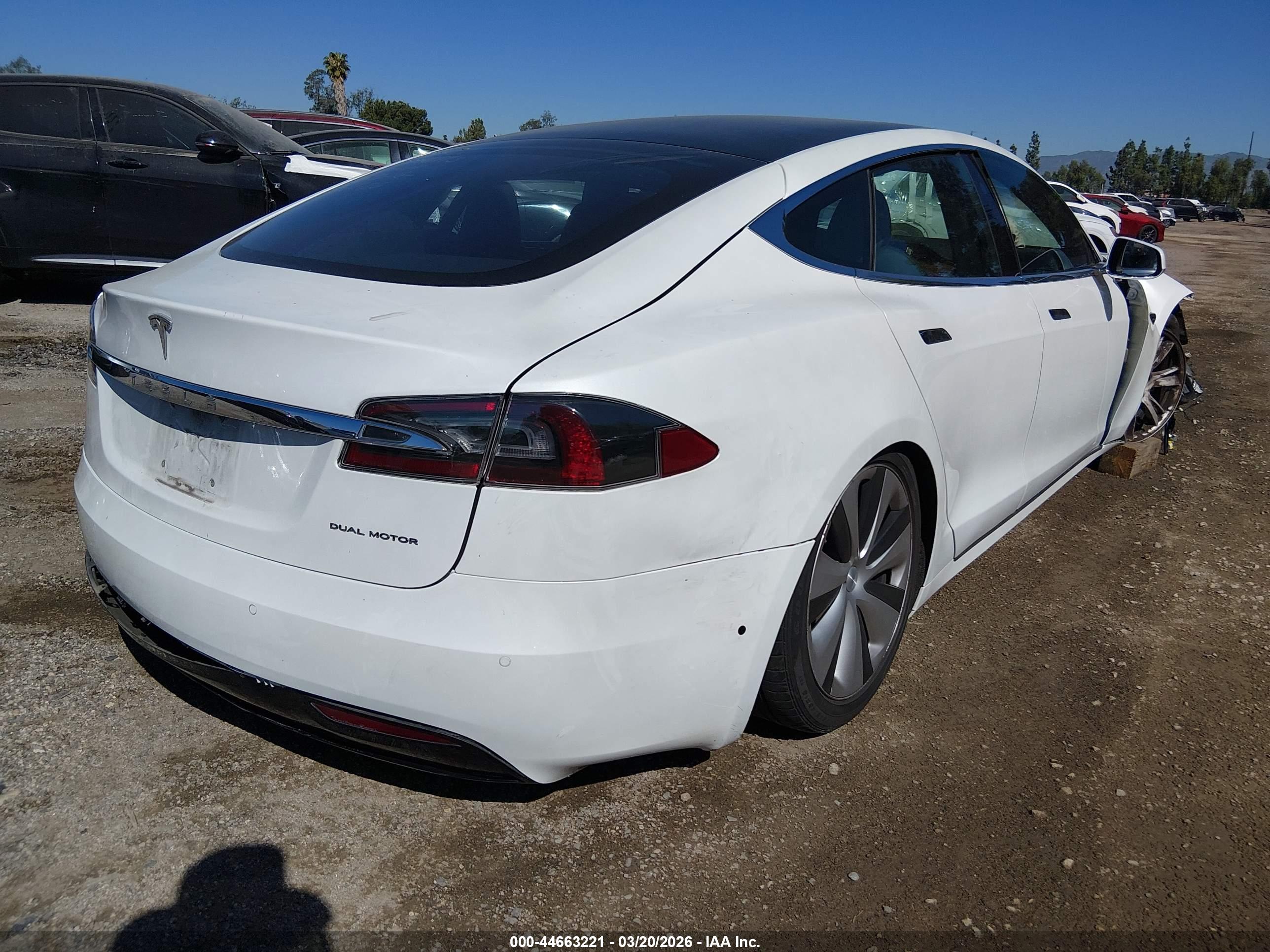 TESLA MODEL image 4