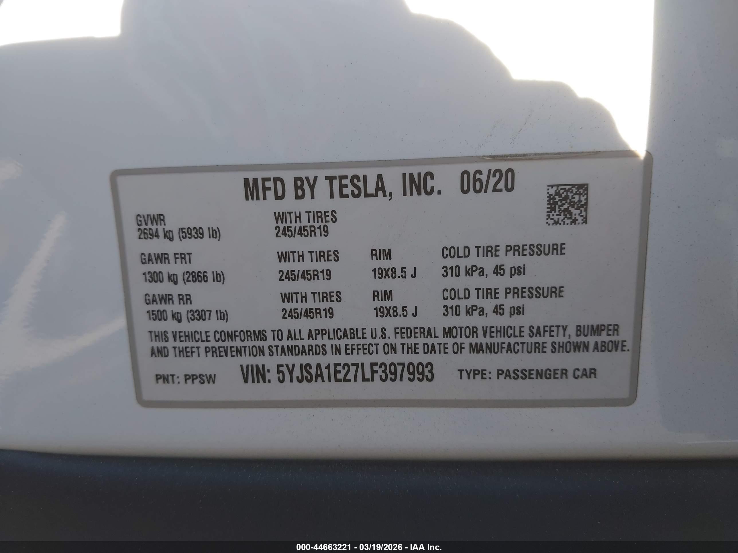 TESLA MODEL image 9