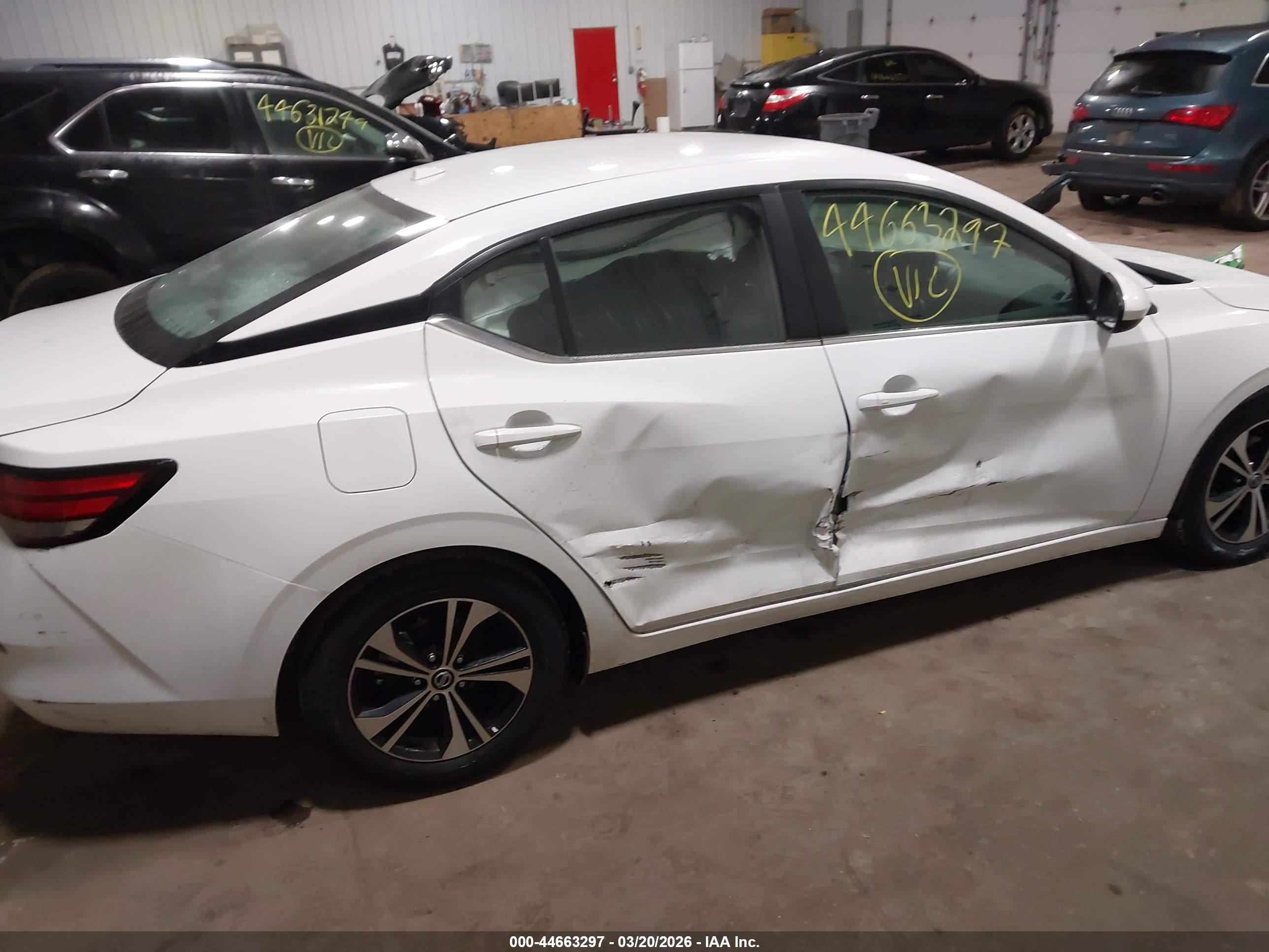 NISSAN SENTRA image 6