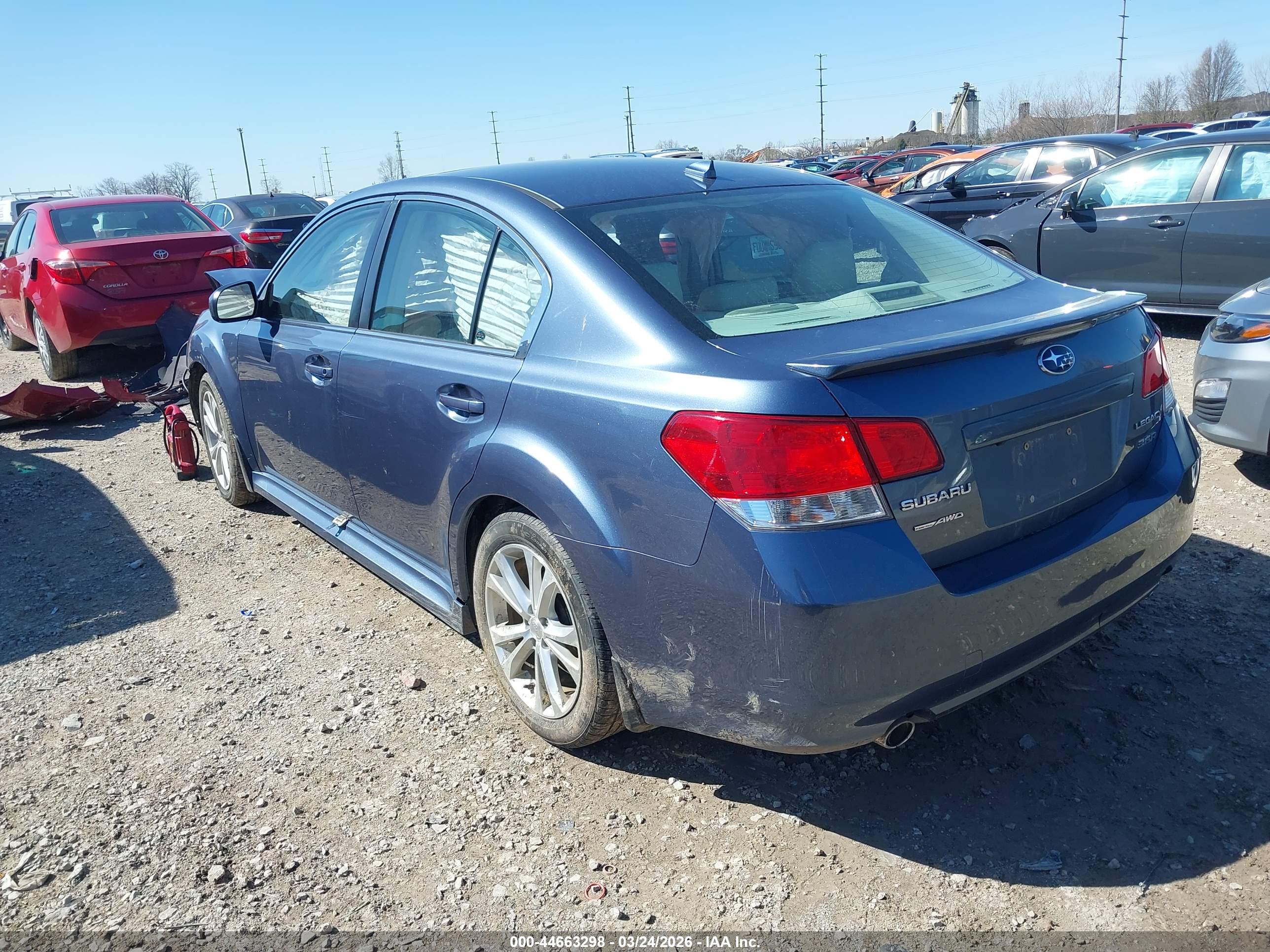SUBARU LEGACY image 3