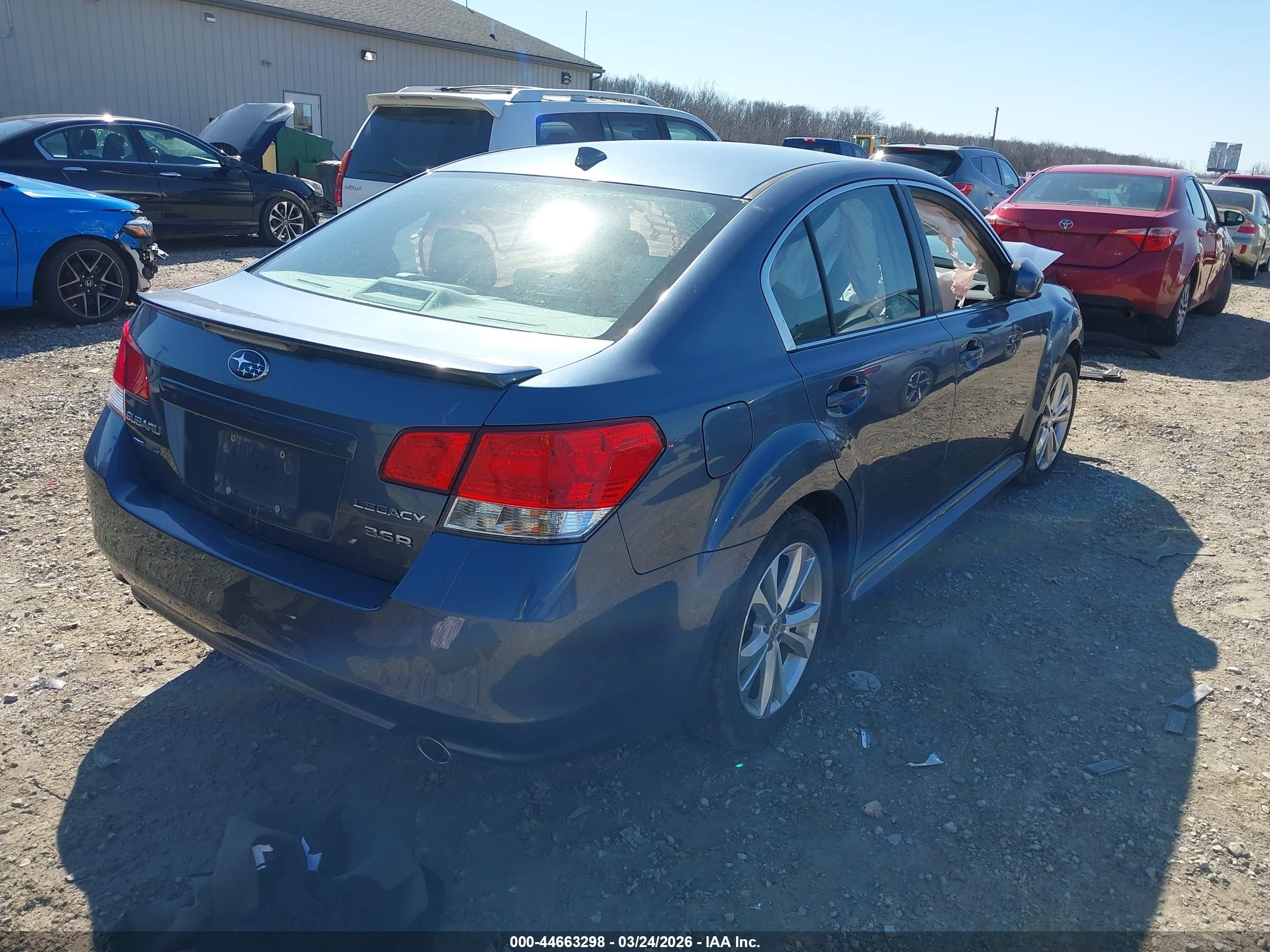 SUBARU LEGACY image 4