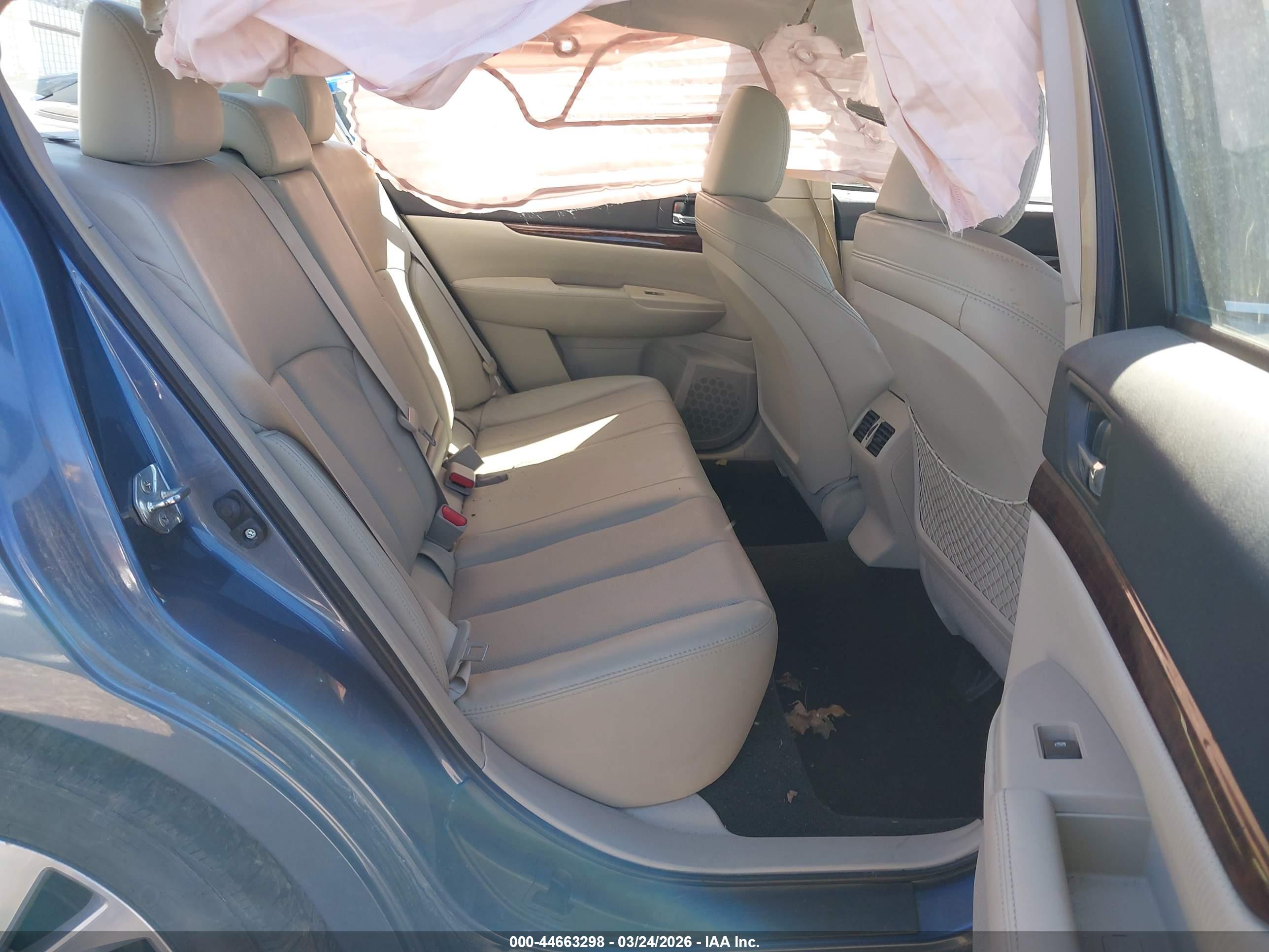 SUBARU LEGACY image 8