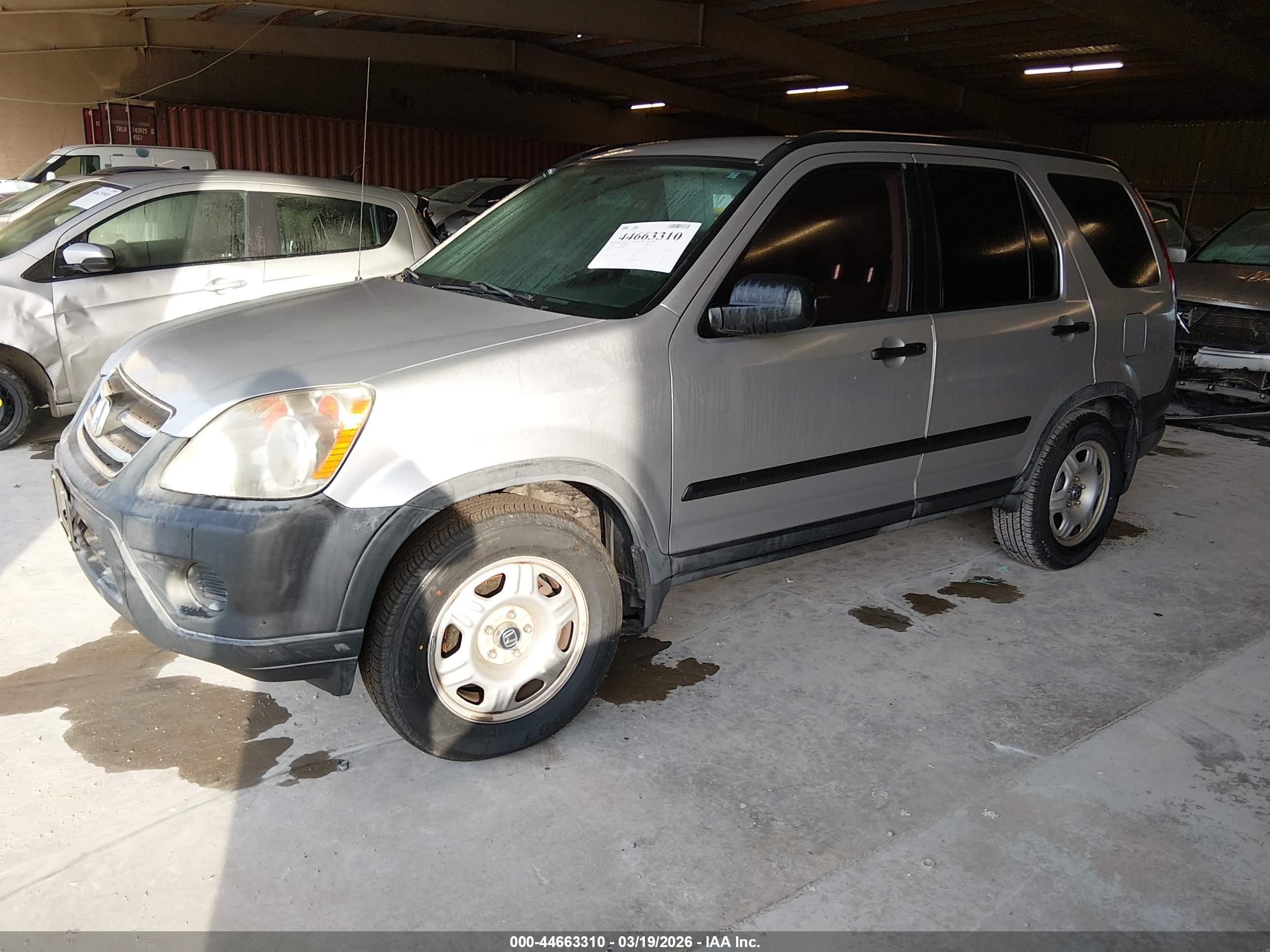 HONDA CR-V image 2