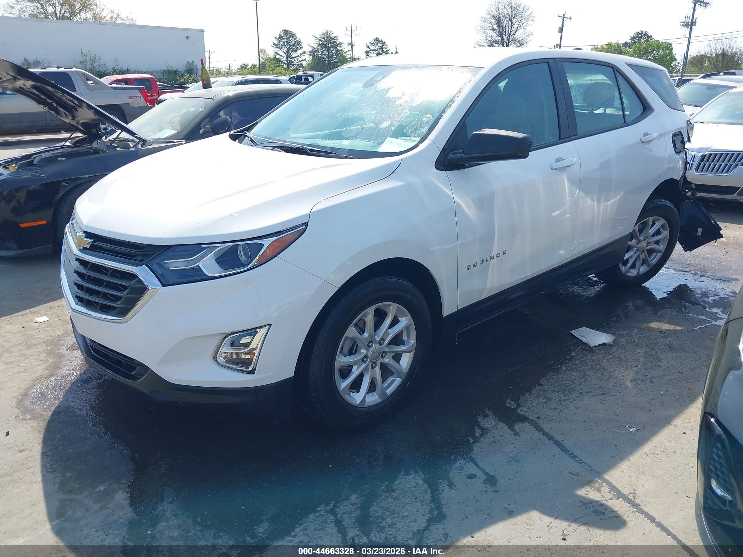 CHEVROLET EQUINOX image 2