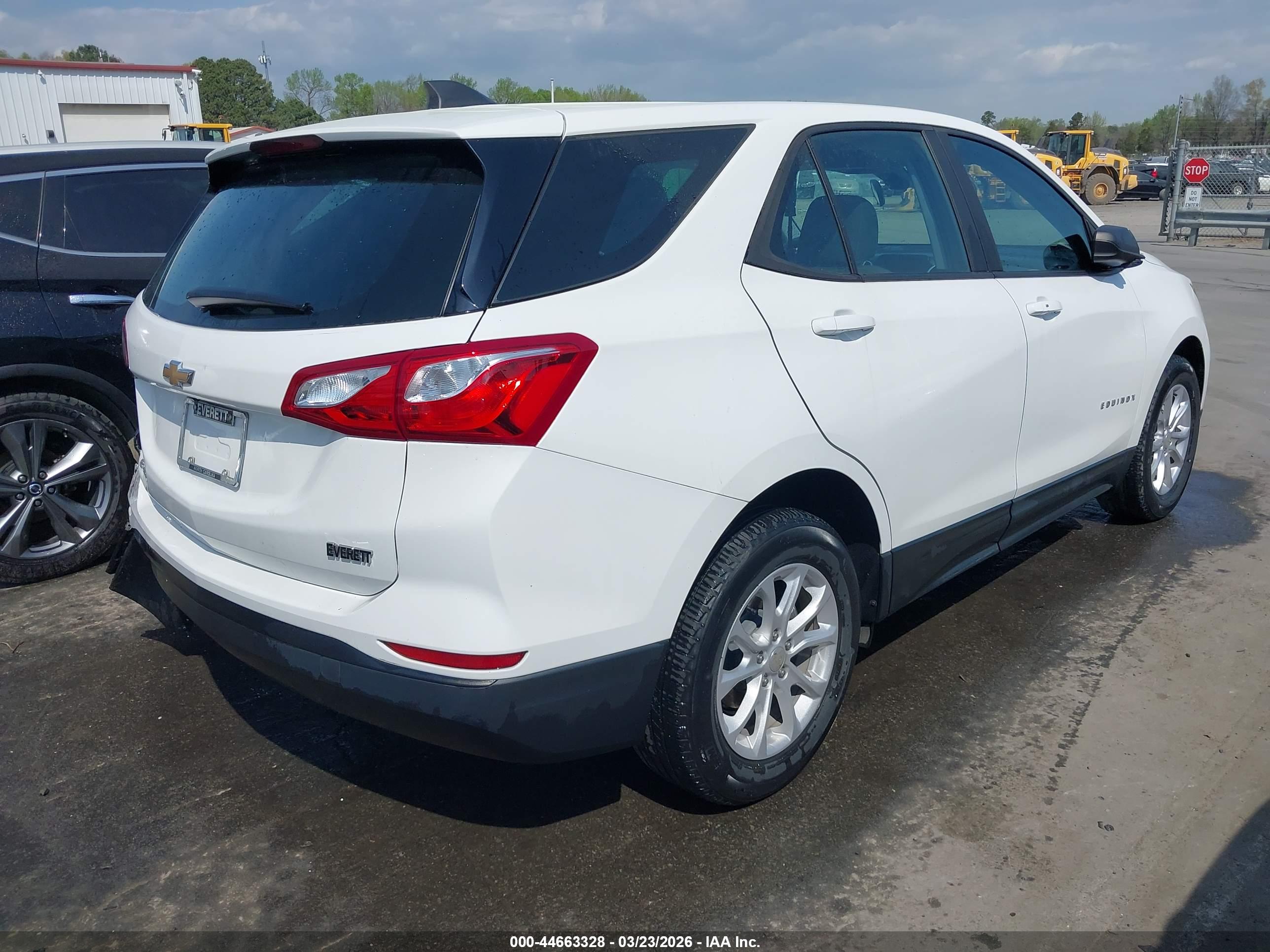 CHEVROLET EQUINOX image 4