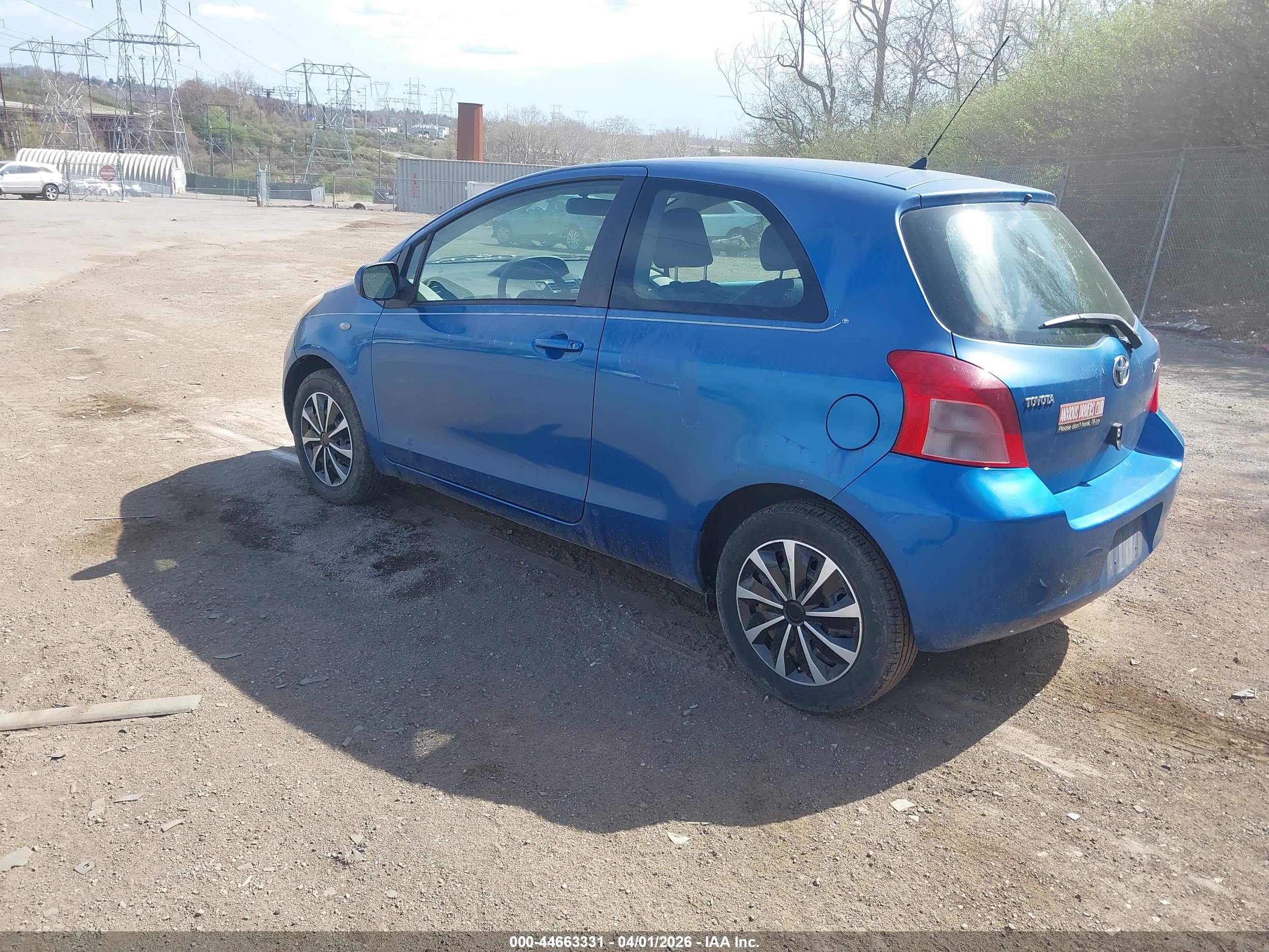 TOYOTA YARIS image 3